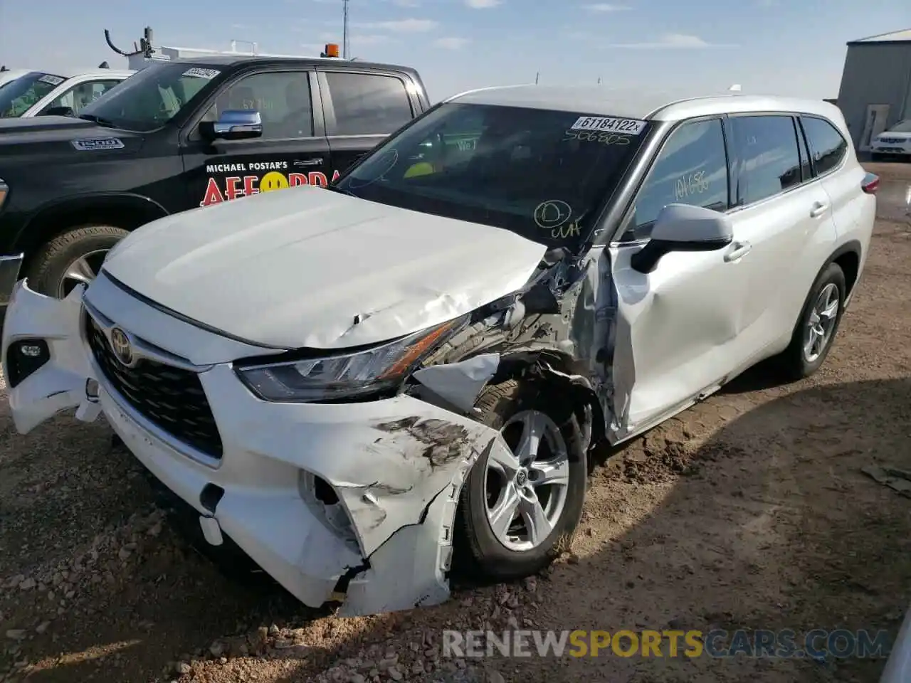 2 Photograph of a damaged car 5TDZZRAH7LS506805 TOYOTA HIGHLANDER 2020