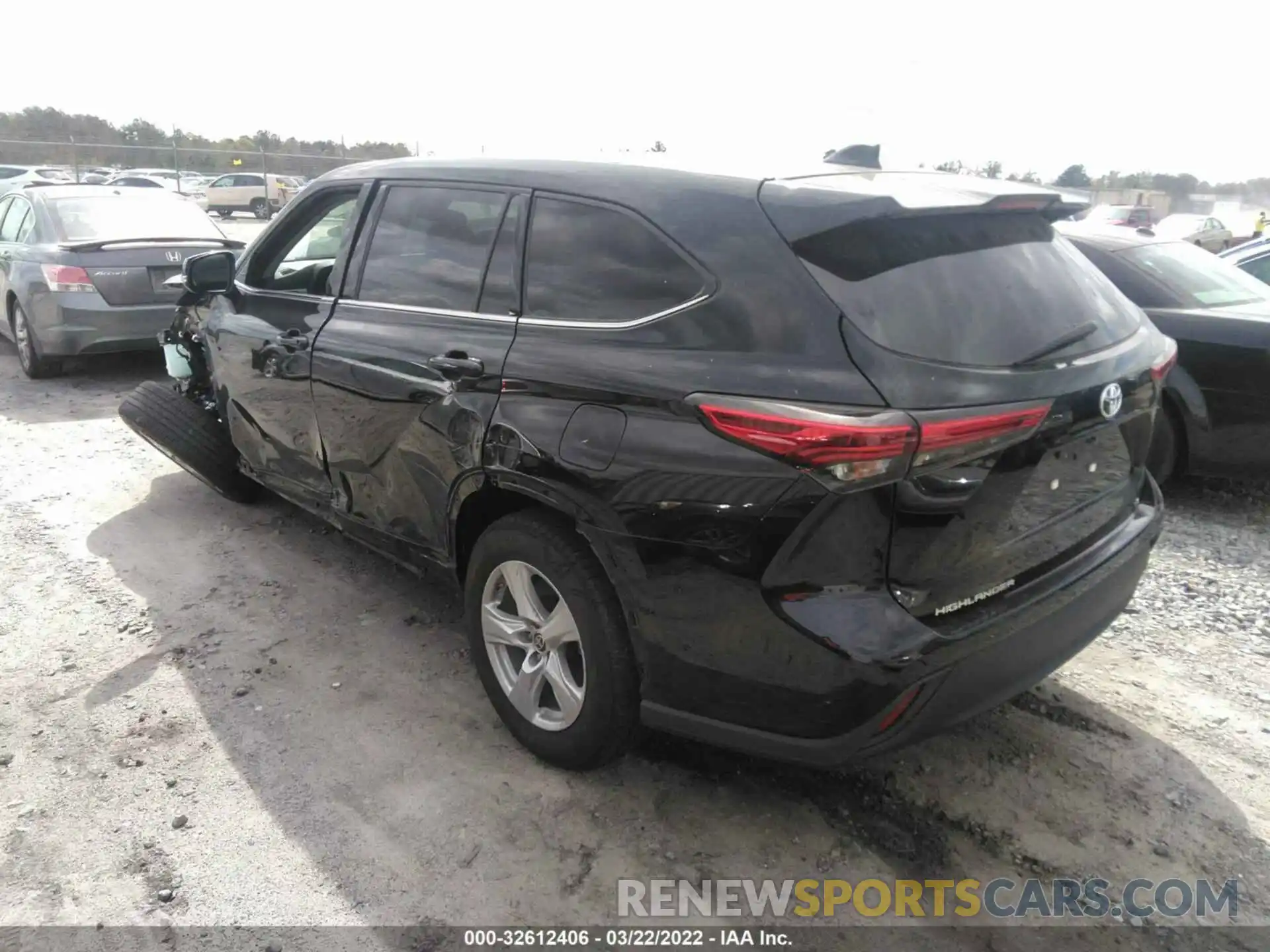 3 Photograph of a damaged car 5TDZZRAH8LS510619 TOYOTA HIGHLANDER 2020