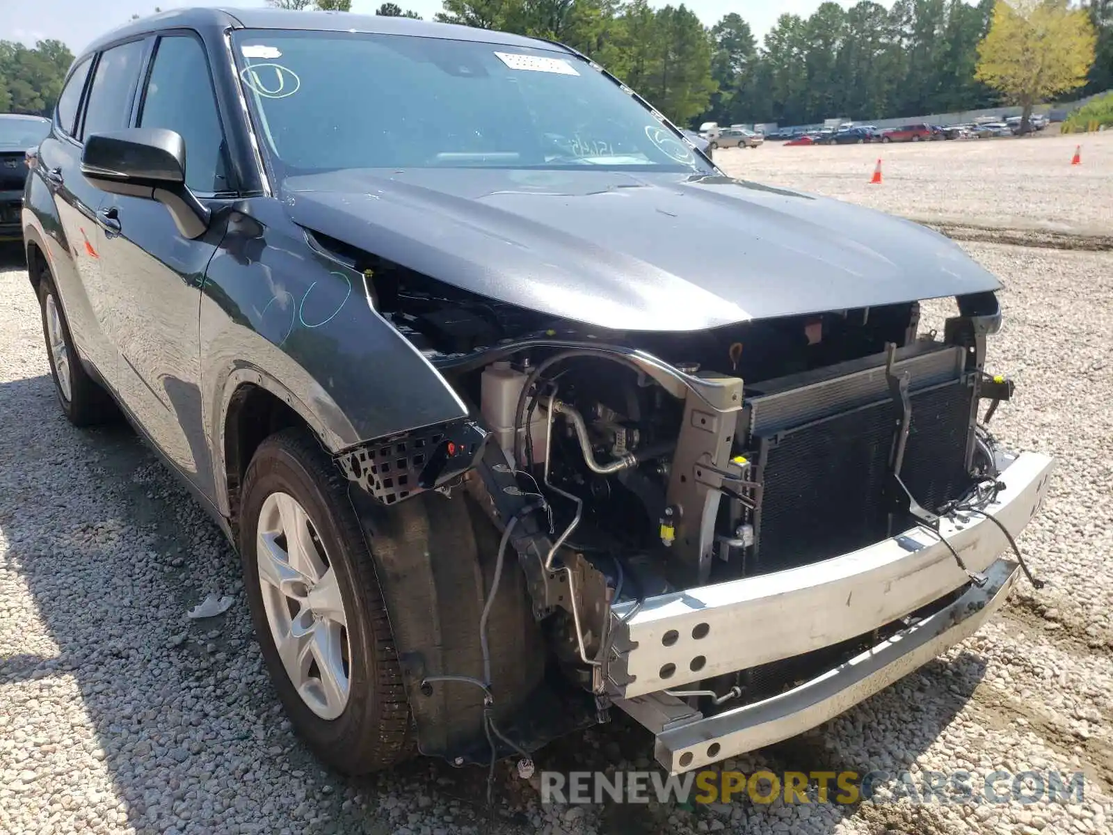 1 Photograph of a damaged car 5TDZZRAH9LS507521 TOYOTA HIGHLANDER 2020