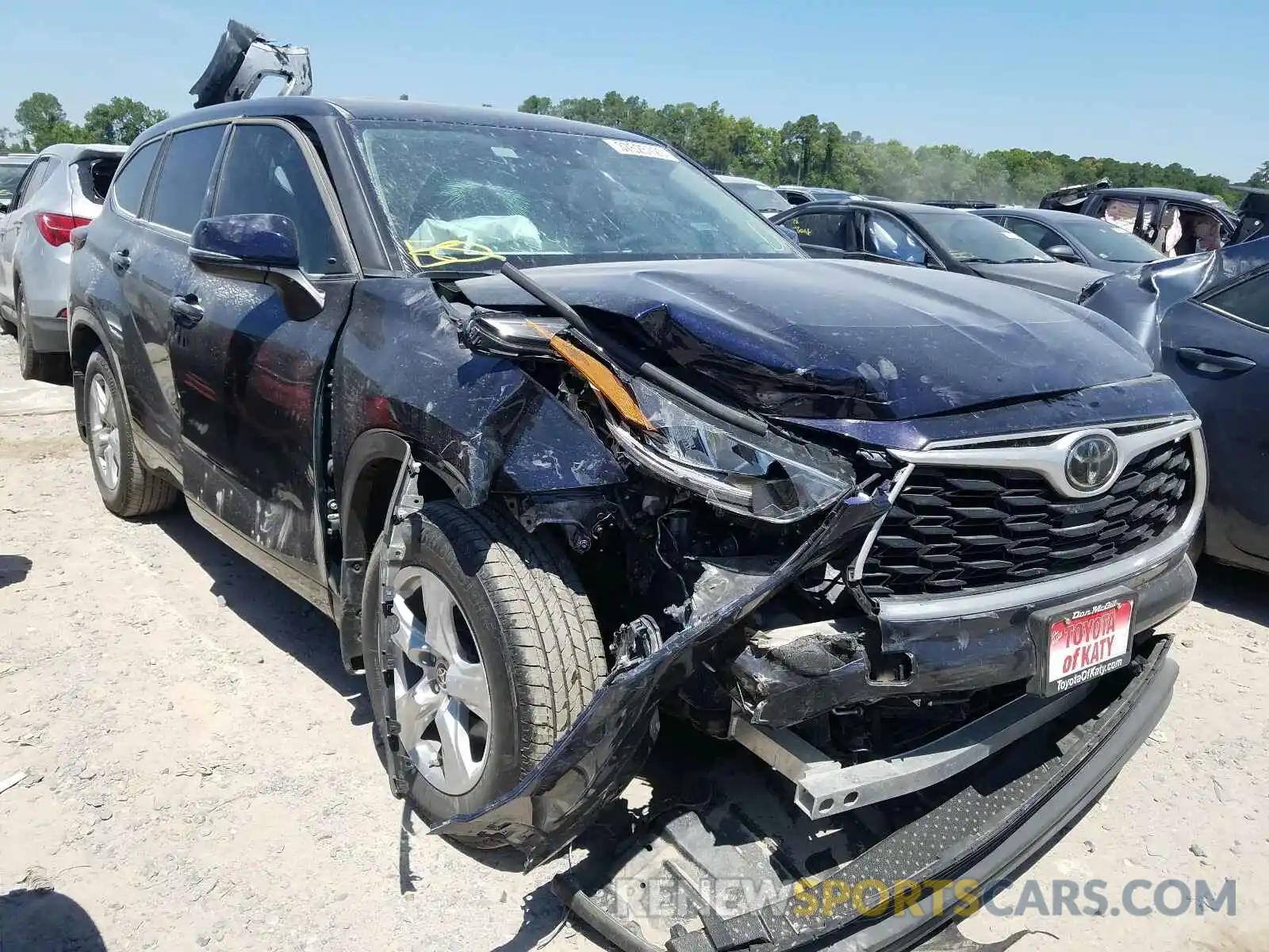 1 Photograph of a damaged car 5TDZZRAHXLS008937 TOYOTA HIGHLANDER 2020