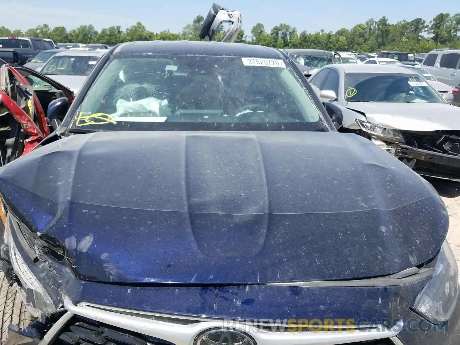 7 Photograph of a damaged car 5TDZZRAHXLS008937 TOYOTA HIGHLANDER 2020