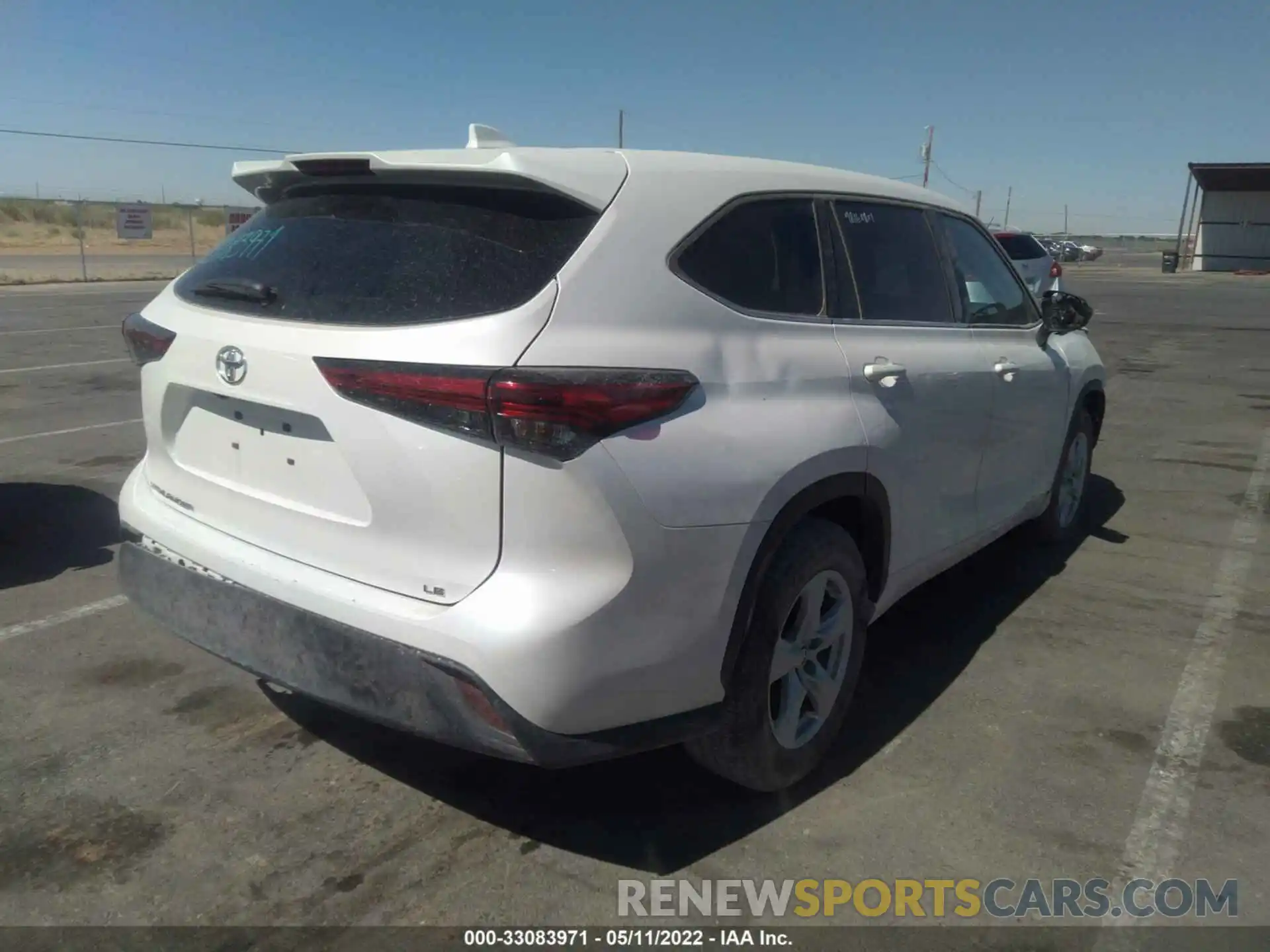 4 Photograph of a damaged car 5TDZZRAHXLS023227 TOYOTA HIGHLANDER 2020