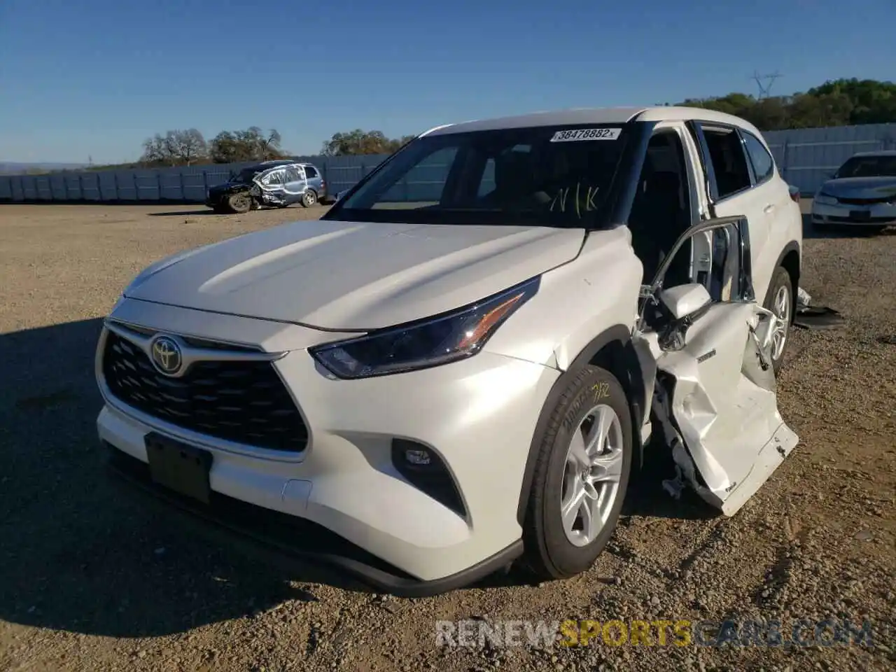 2 Photograph of a damaged car 5TDBBRCH0MS024892 TOYOTA HIGHLANDER 2021