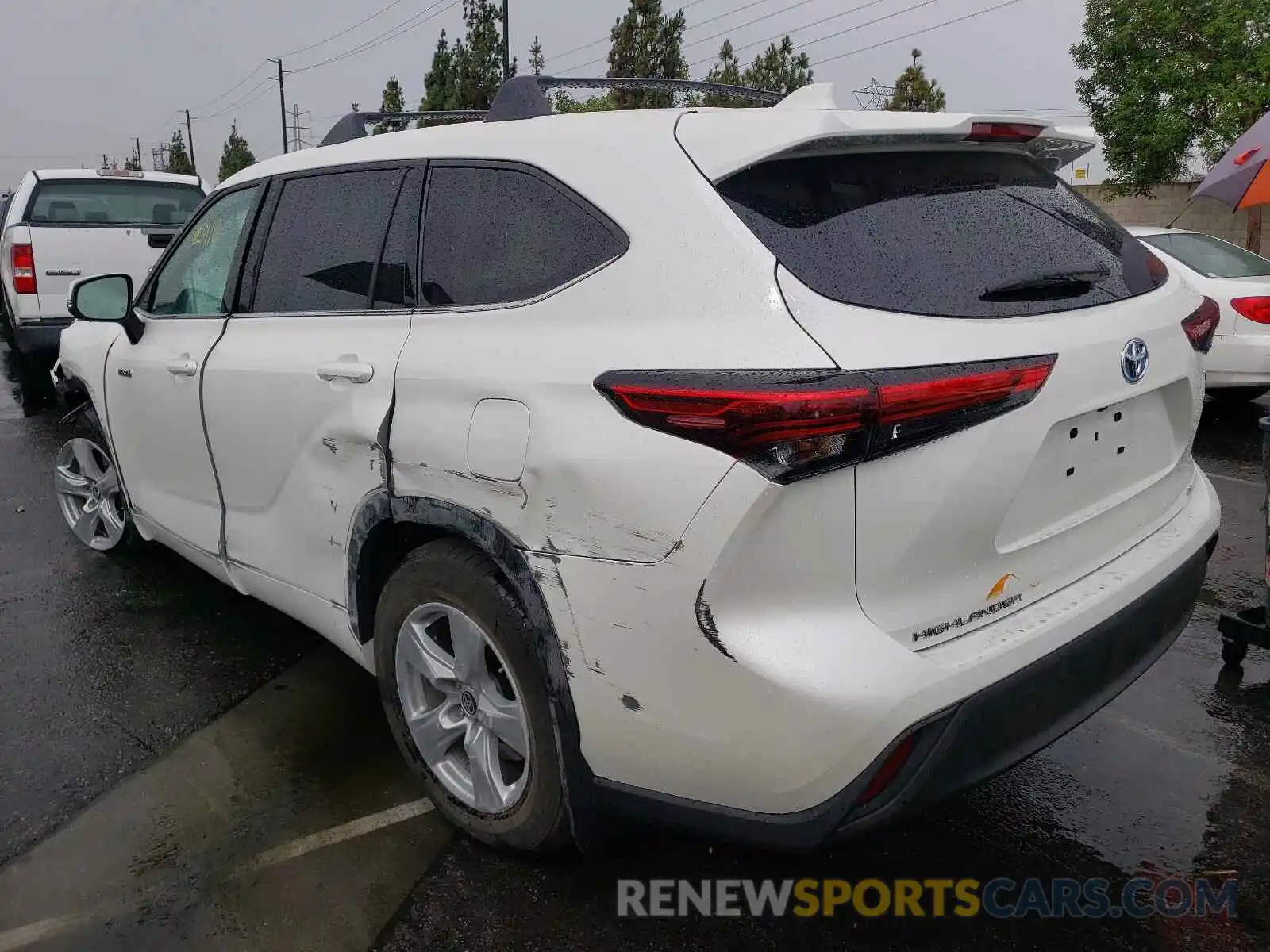 3 Photograph of a damaged car 5TDBBRCH1MS522521 TOYOTA HIGHLANDER 2021