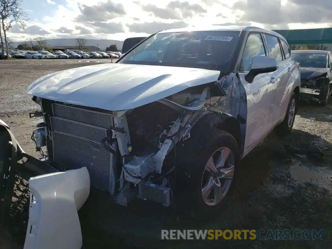 2 Photograph of a damaged car 5TDBBRCH2MS529767 TOYOTA HIGHLANDER 2021