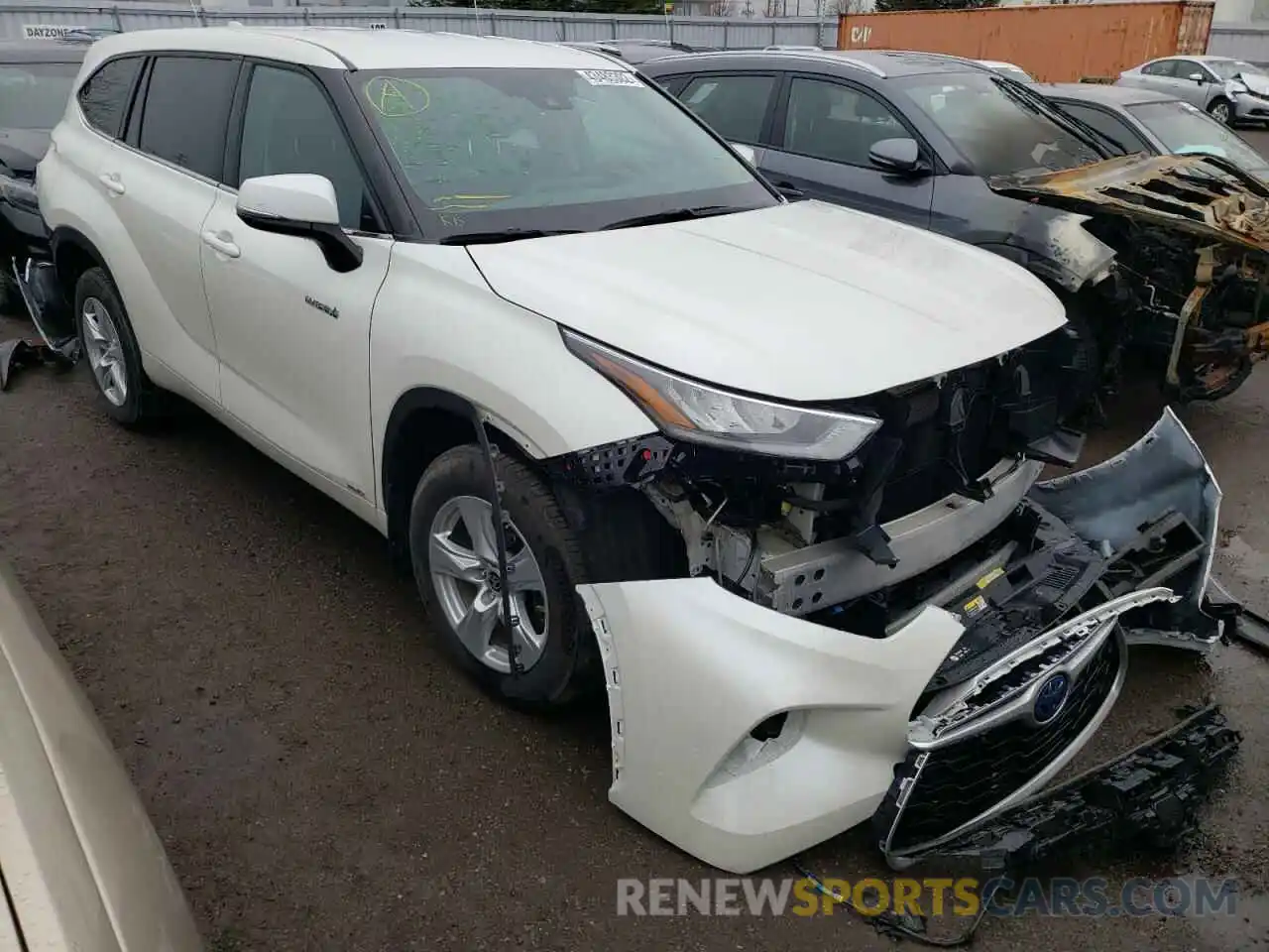 1 Photograph of a damaged car 5TDBBRCH3MS523363 TOYOTA HIGHLANDER 2021