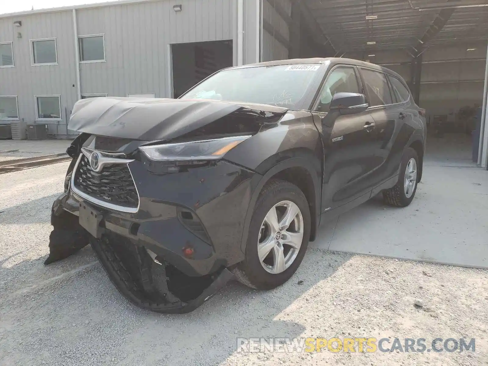 2 Photograph of a damaged car 5TDBBRCH7MS041379 TOYOTA HIGHLANDER 2021