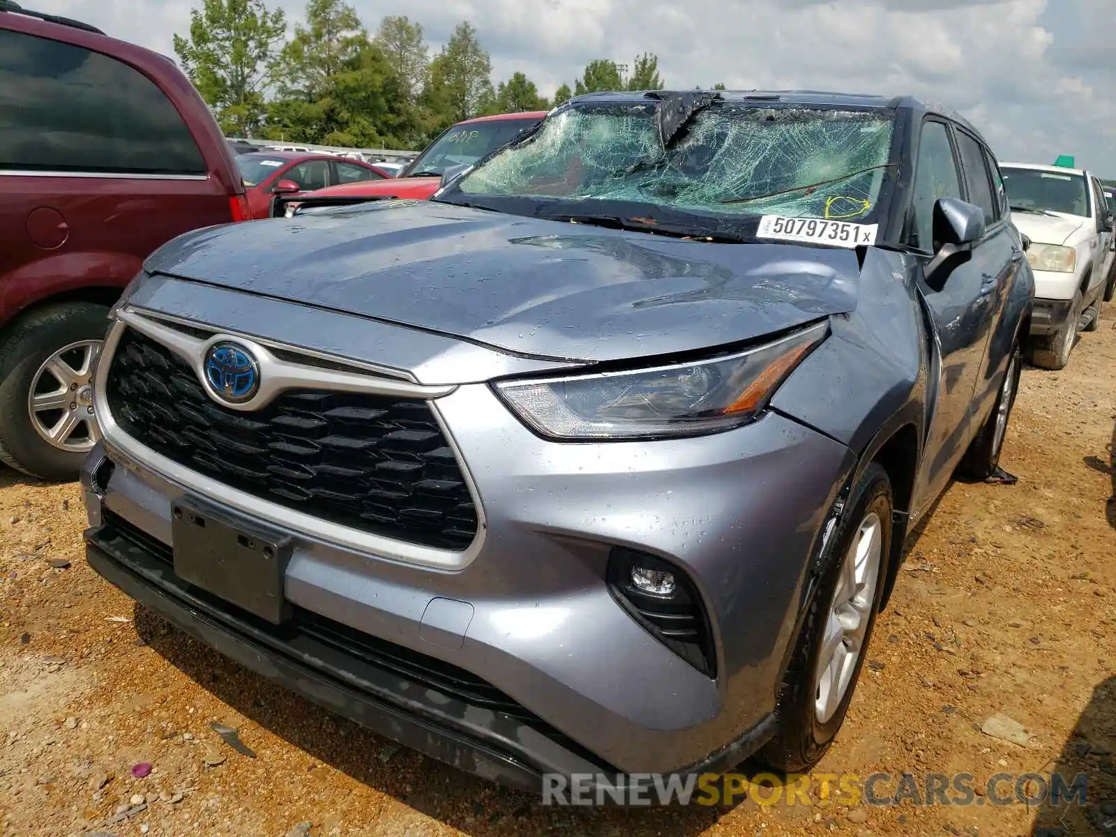 2 Photograph of a damaged car 5TDBBRCHXMS018534 TOYOTA HIGHLANDER 2021