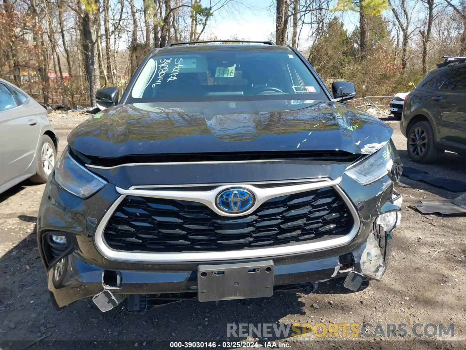 13 Photograph of a damaged car 5TDBBRCHXMS515034 TOYOTA HIGHLANDER 2021