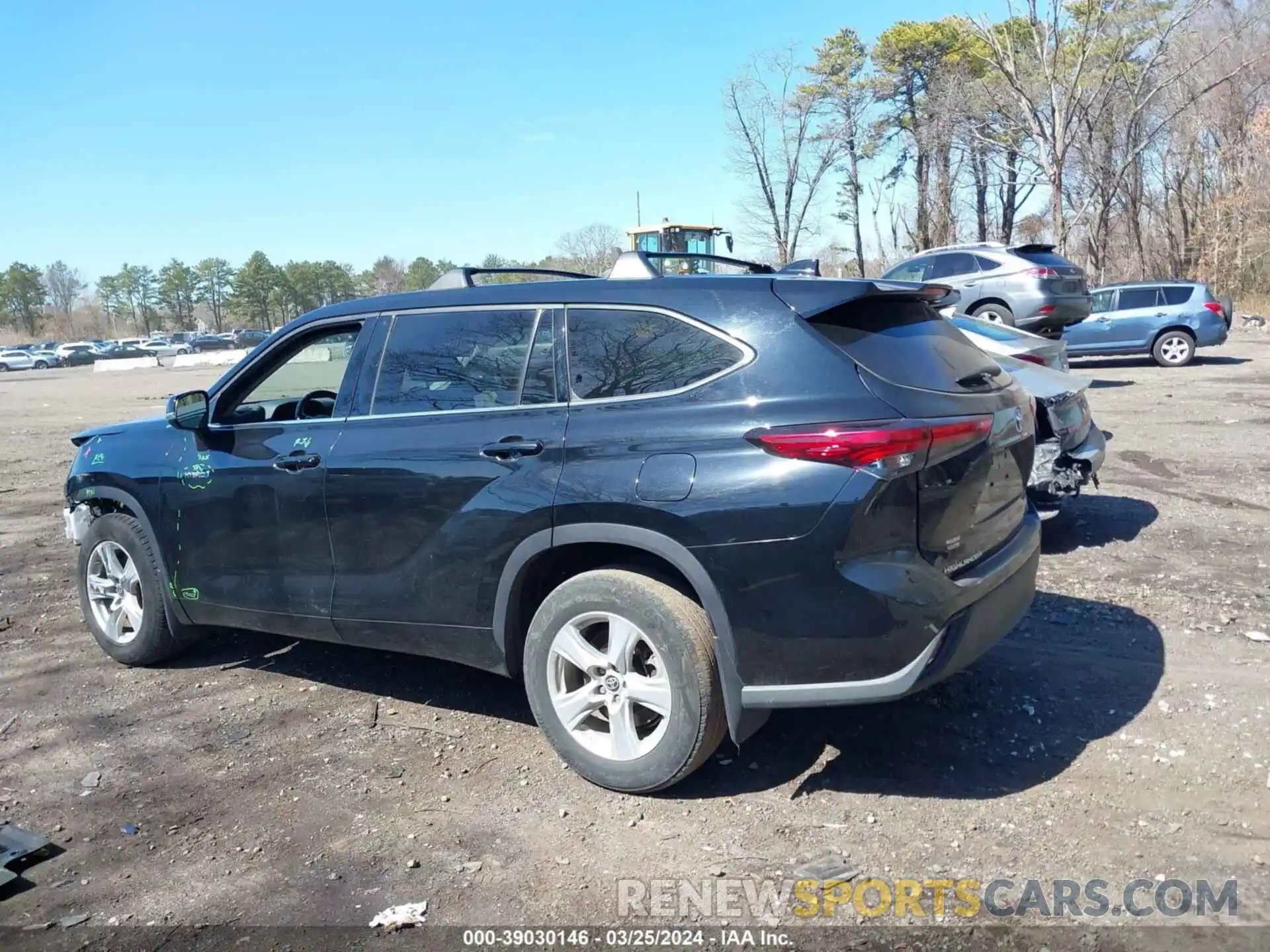 15 Photograph of a damaged car 5TDBBRCHXMS515034 TOYOTA HIGHLANDER 2021