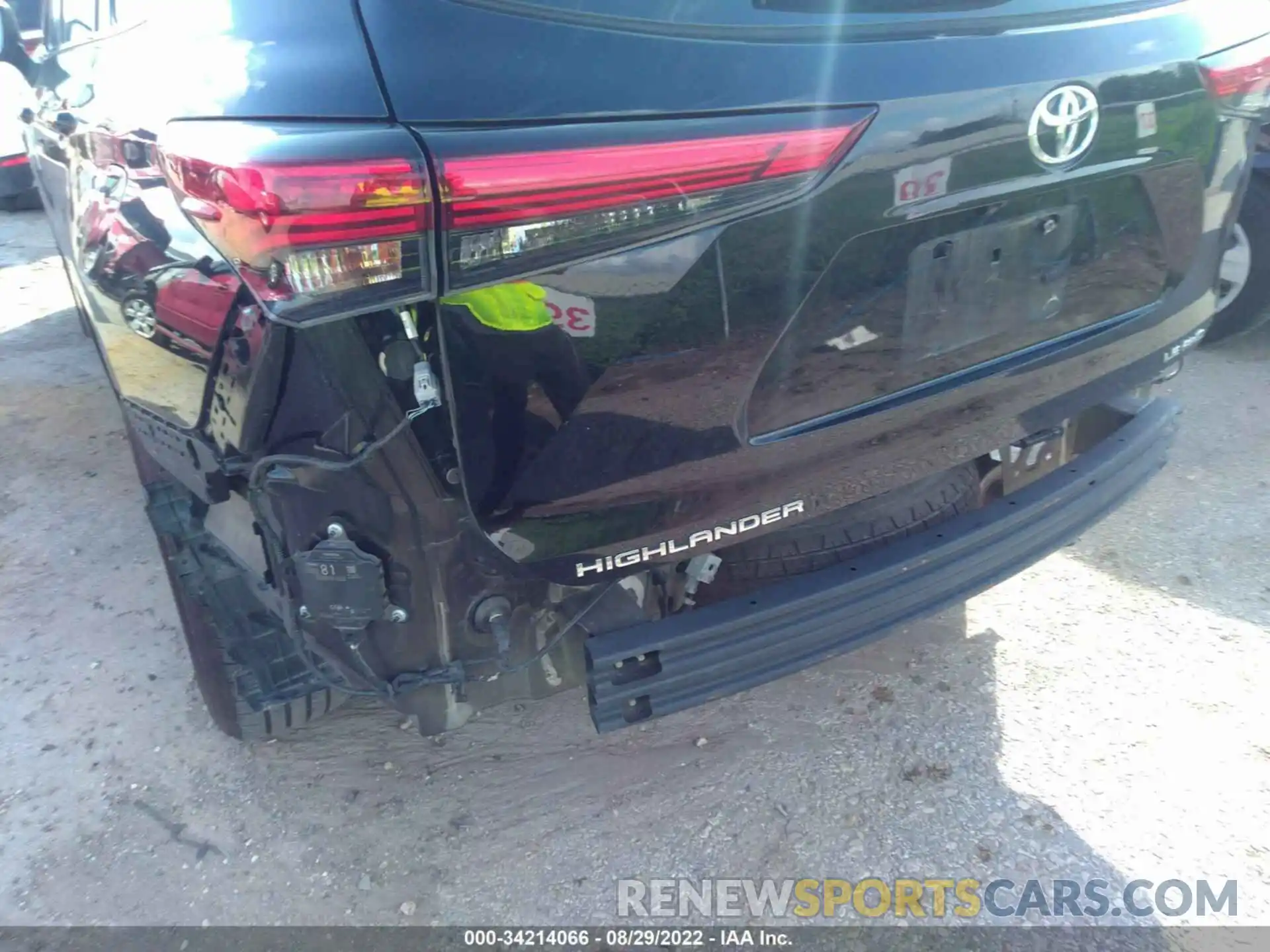 6 Photograph of a damaged car 5TDBZRBH0MS117828 TOYOTA HIGHLANDER 2021