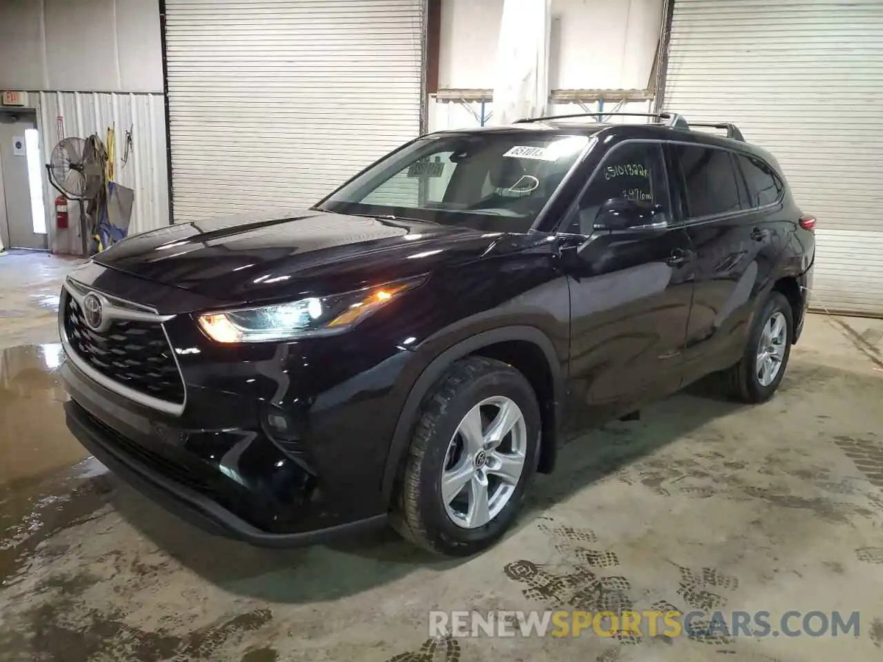 2 Photograph of a damaged car 5TDBZRBH0MS142583 TOYOTA HIGHLANDER 2021