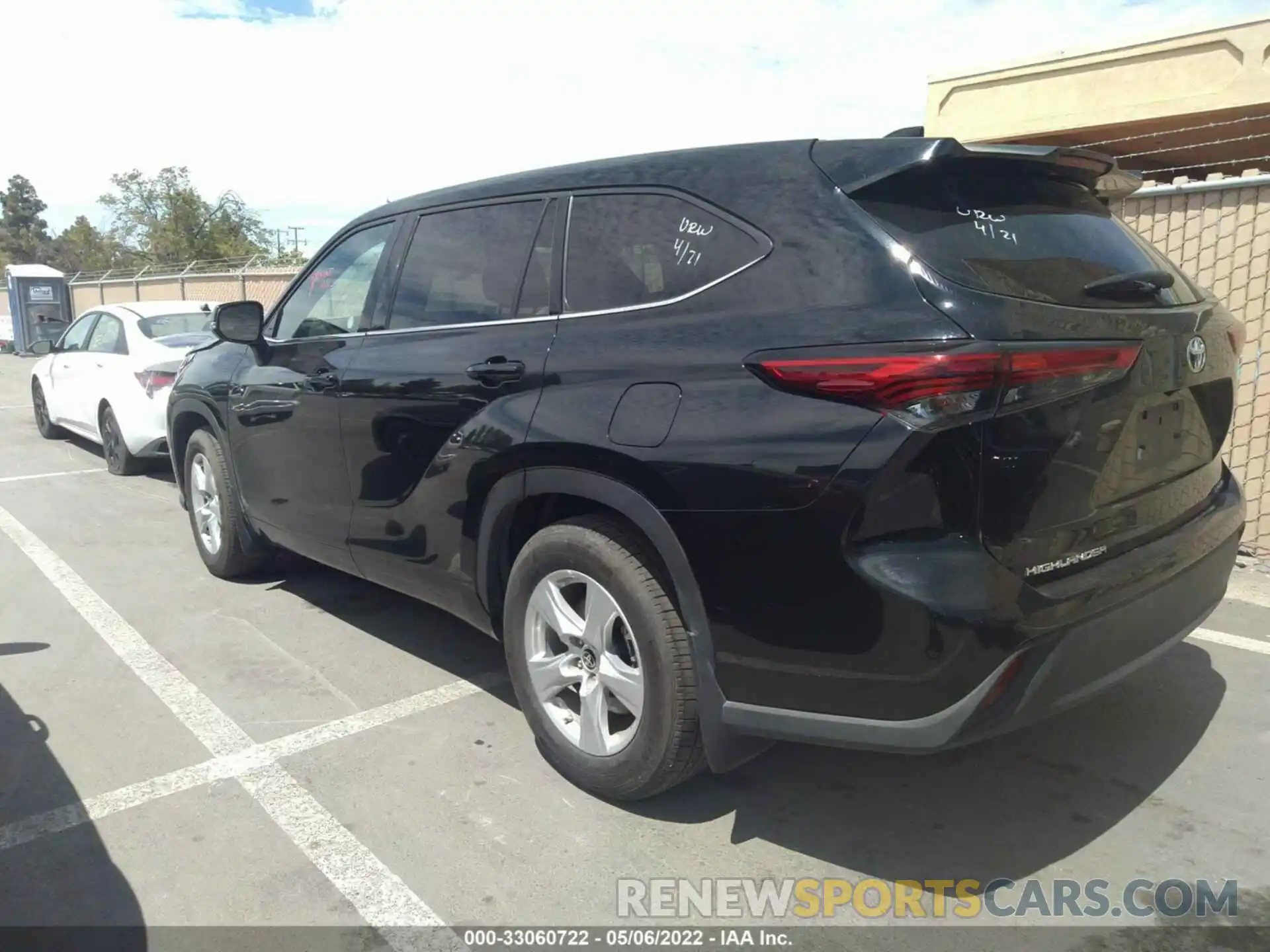 3 Photograph of a damaged car 5TDBZRBH0MS538397 TOYOTA HIGHLANDER 2021