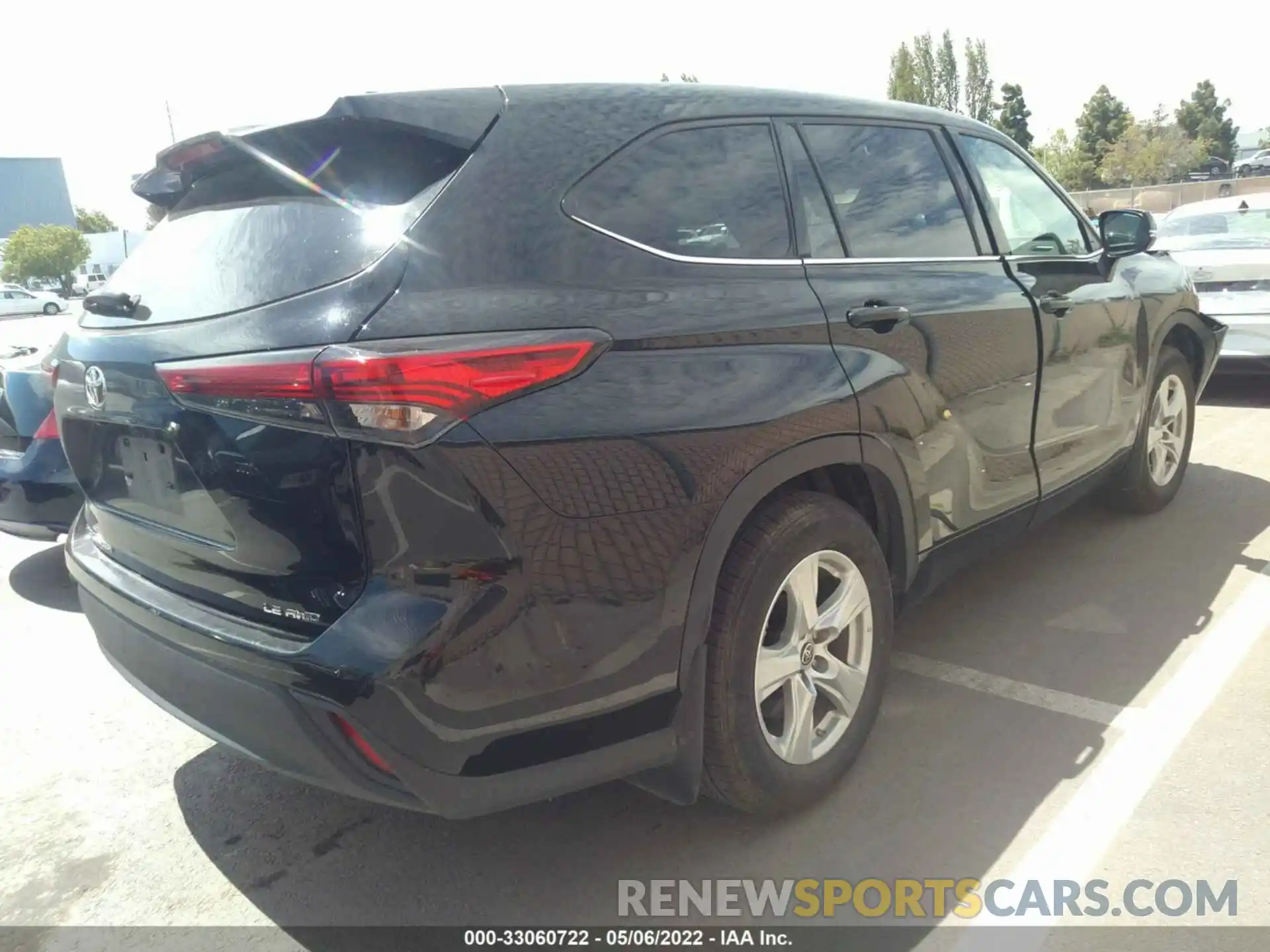 4 Photograph of a damaged car 5TDBZRBH0MS538397 TOYOTA HIGHLANDER 2021