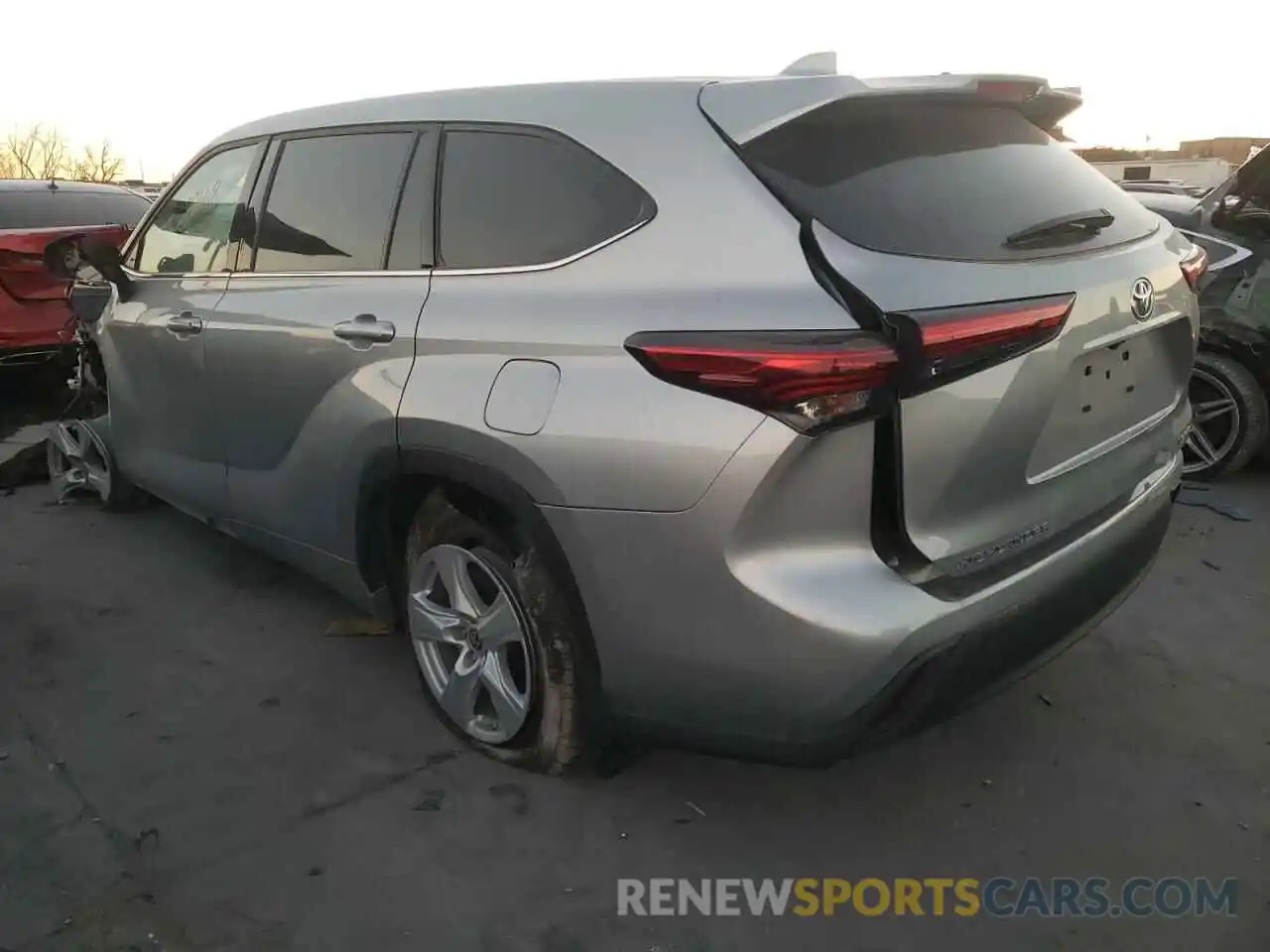 3 Photograph of a damaged car 5TDBZRBH1MS093636 TOYOTA HIGHLANDER 2021