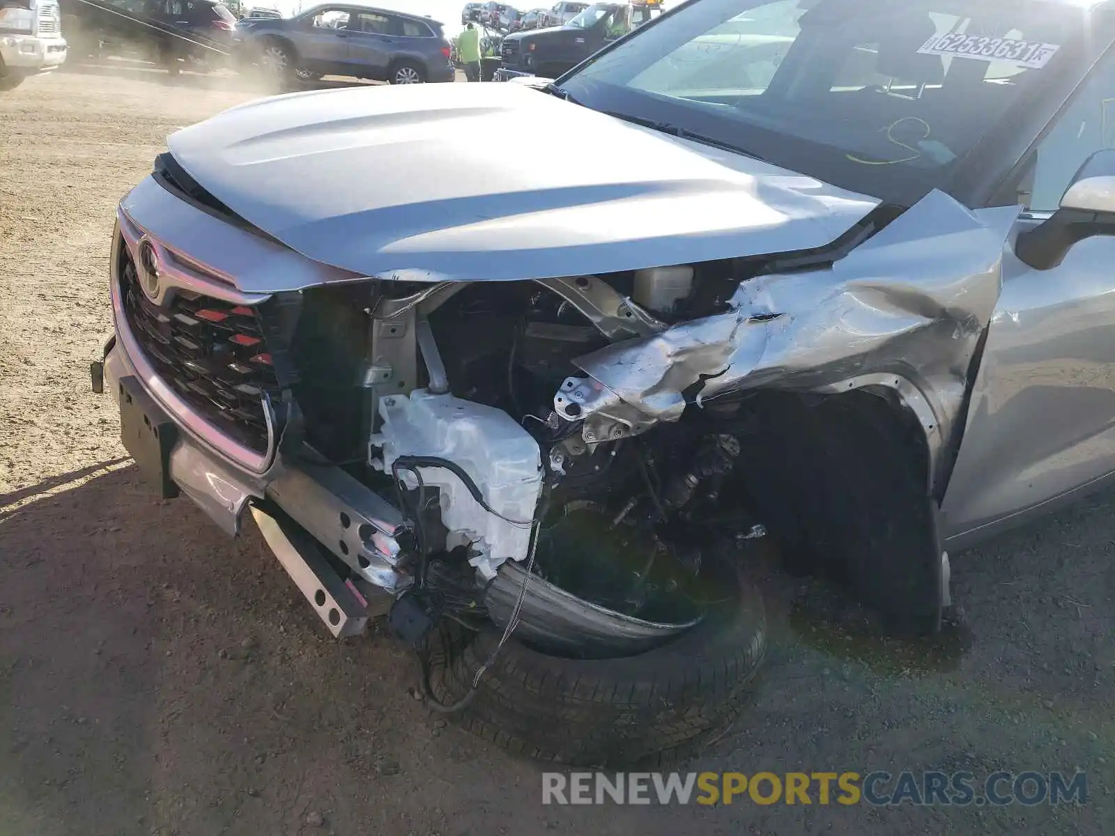 9 Photograph of a damaged car 5TDBZRBH1MS123699 TOYOTA HIGHLANDER 2021