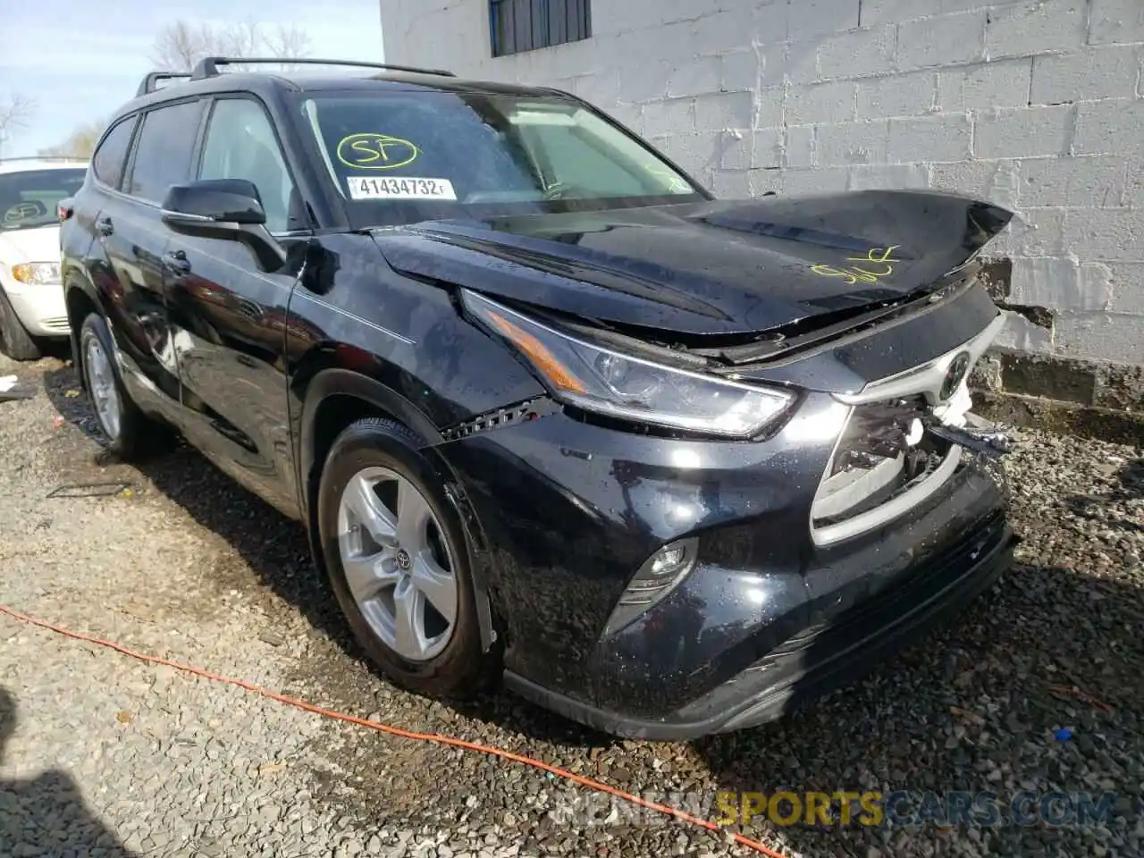 1 Photograph of a damaged car 5TDBZRBH2MS150636 TOYOTA HIGHLANDER 2021