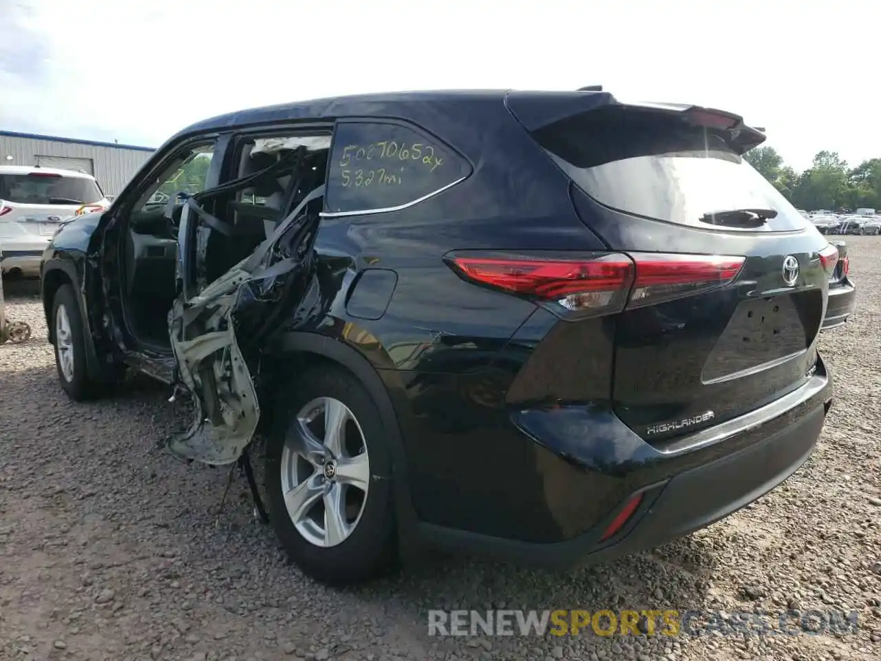 3 Photograph of a damaged car 5TDBZRBH2MS153701 TOYOTA HIGHLANDER 2021