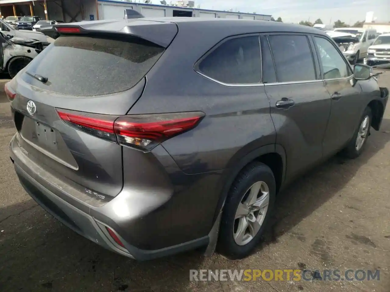 4 Photograph of a damaged car 5TDBZRBH4MS069511 TOYOTA HIGHLANDER 2021