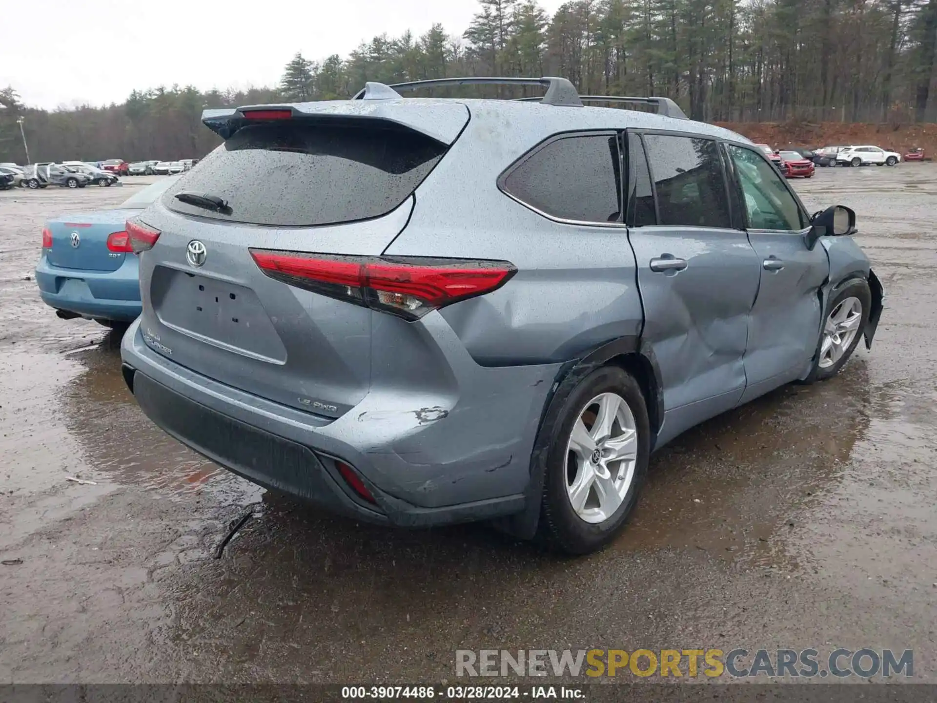 4 Photograph of a damaged car 5TDBZRBH4MS154297 TOYOTA HIGHLANDER 2021