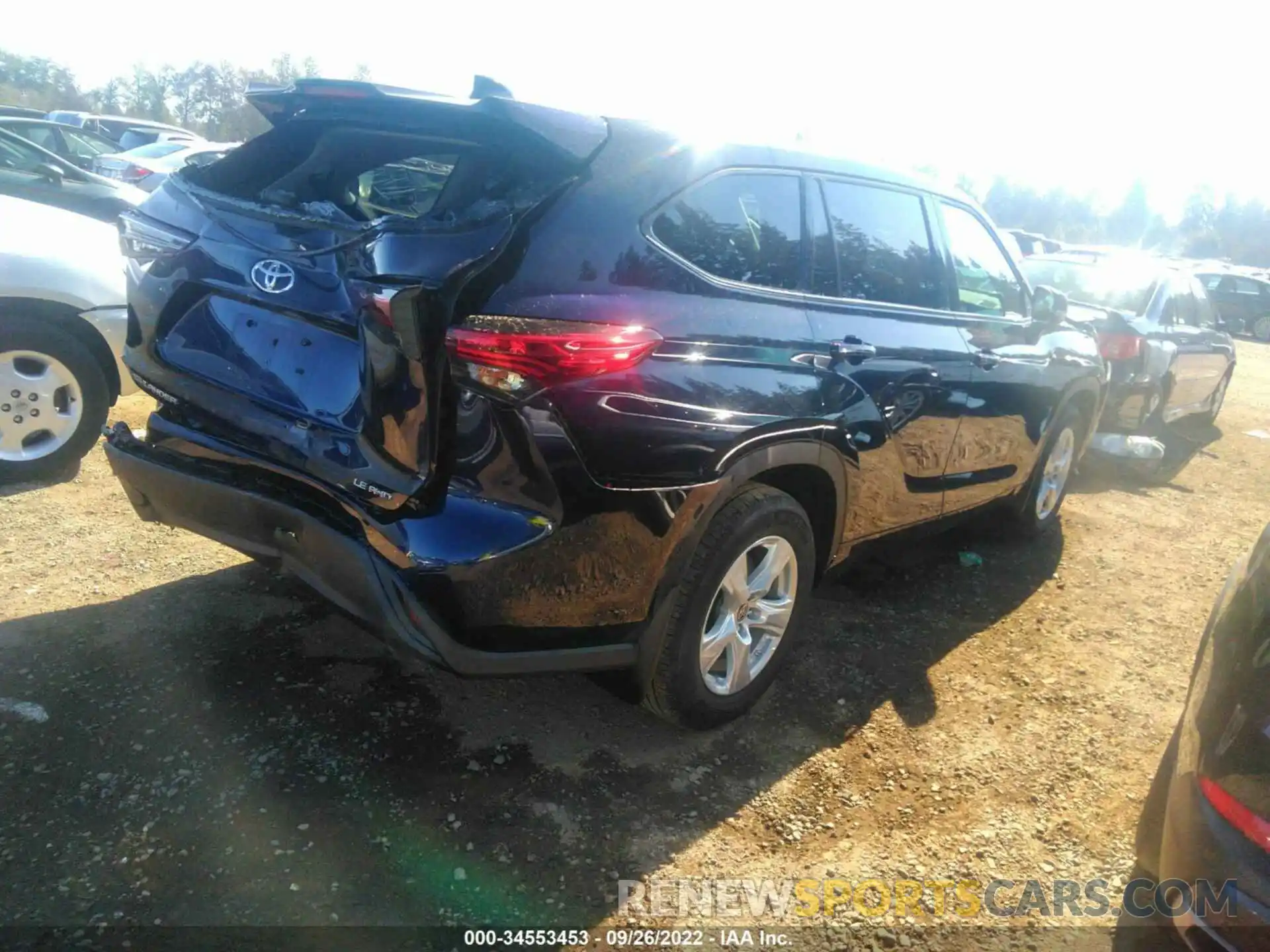 4 Photograph of a damaged car 5TDBZRBH4MS529265 TOYOTA HIGHLANDER 2021