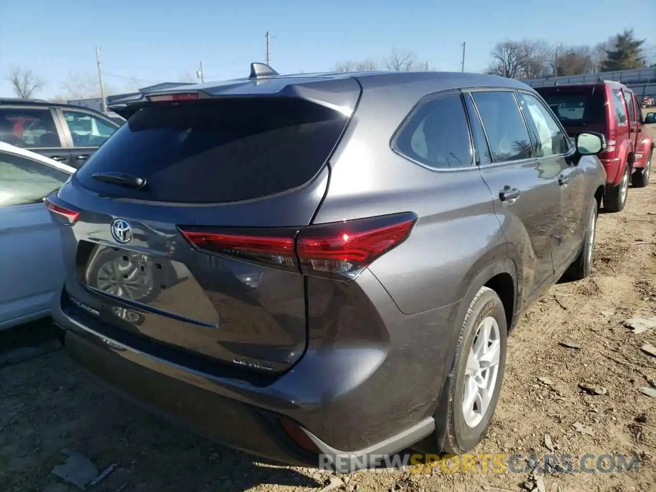 4 Photograph of a damaged car 5TDBZRBH4MS543604 TOYOTA HIGHLANDER 2021