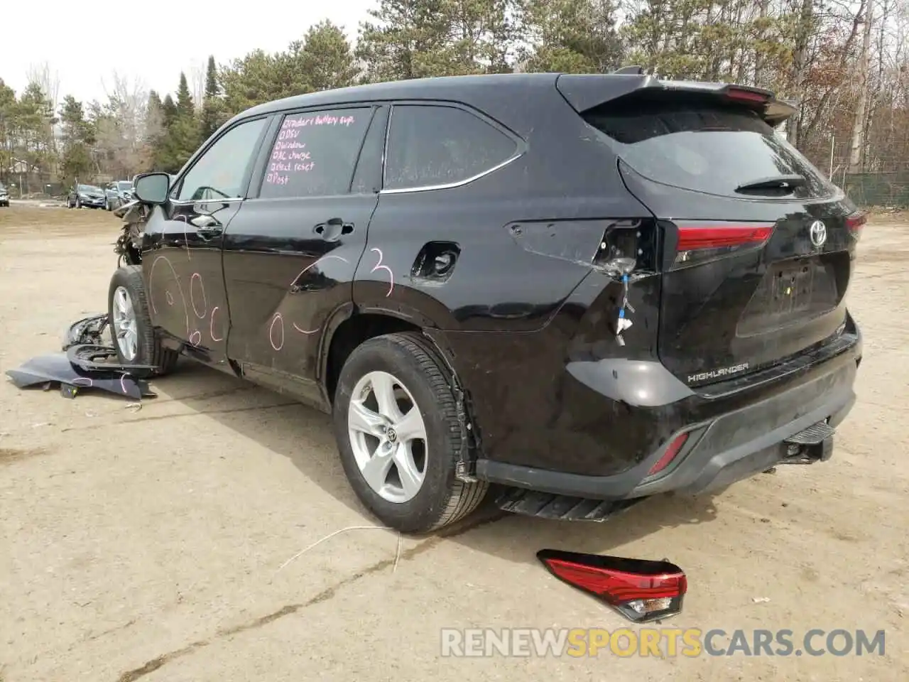 3 Photograph of a damaged car 5TDBZRBH5MS084485 TOYOTA HIGHLANDER 2021