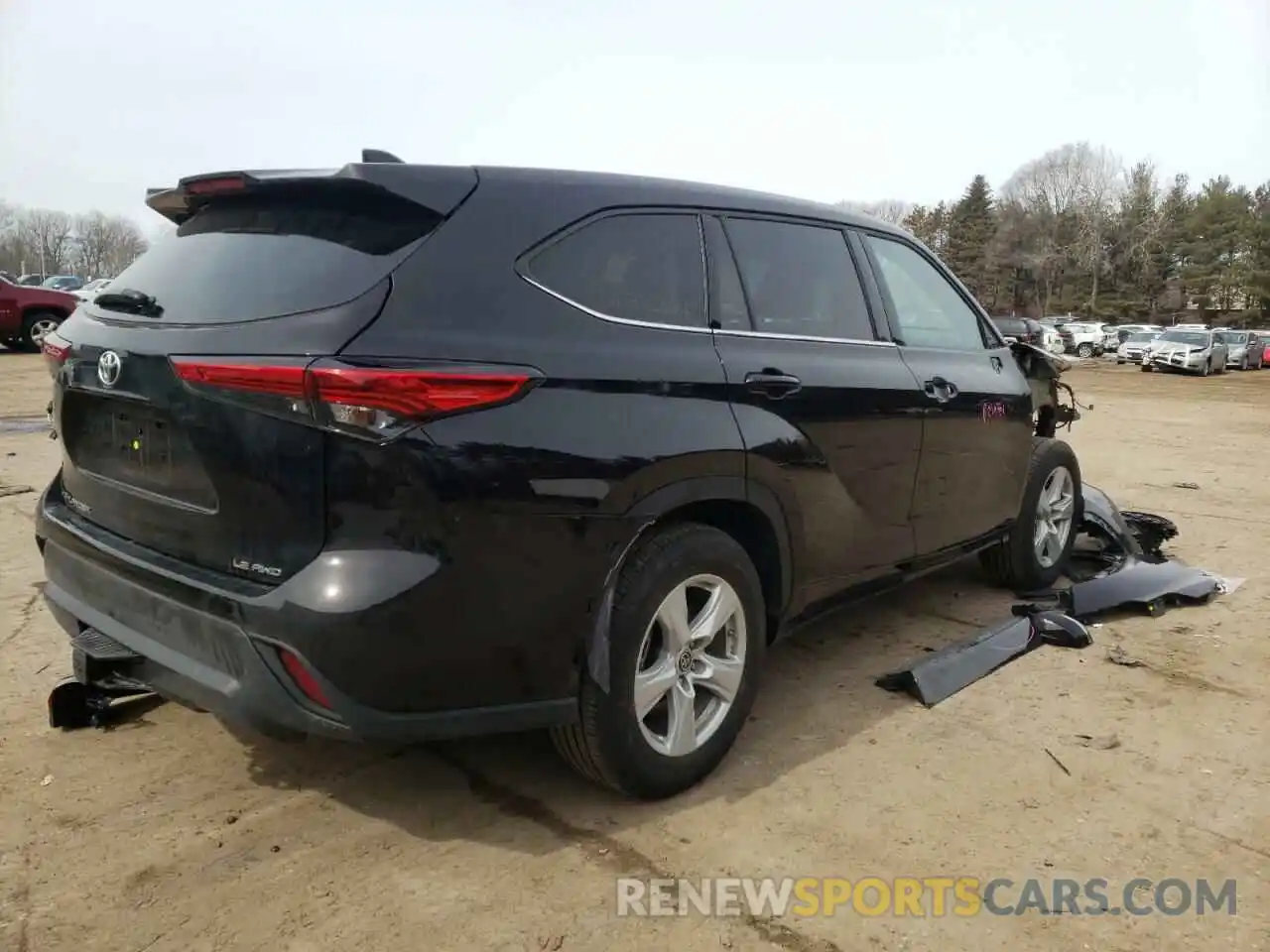 4 Photograph of a damaged car 5TDBZRBH5MS084485 TOYOTA HIGHLANDER 2021