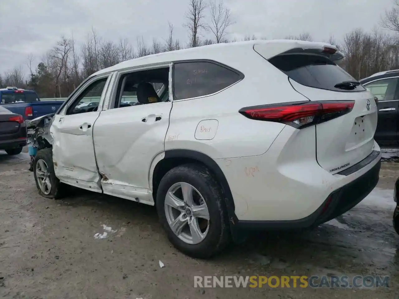 2 Photograph of a damaged car 5TDBZRBH5MS132941 TOYOTA HIGHLANDER 2021