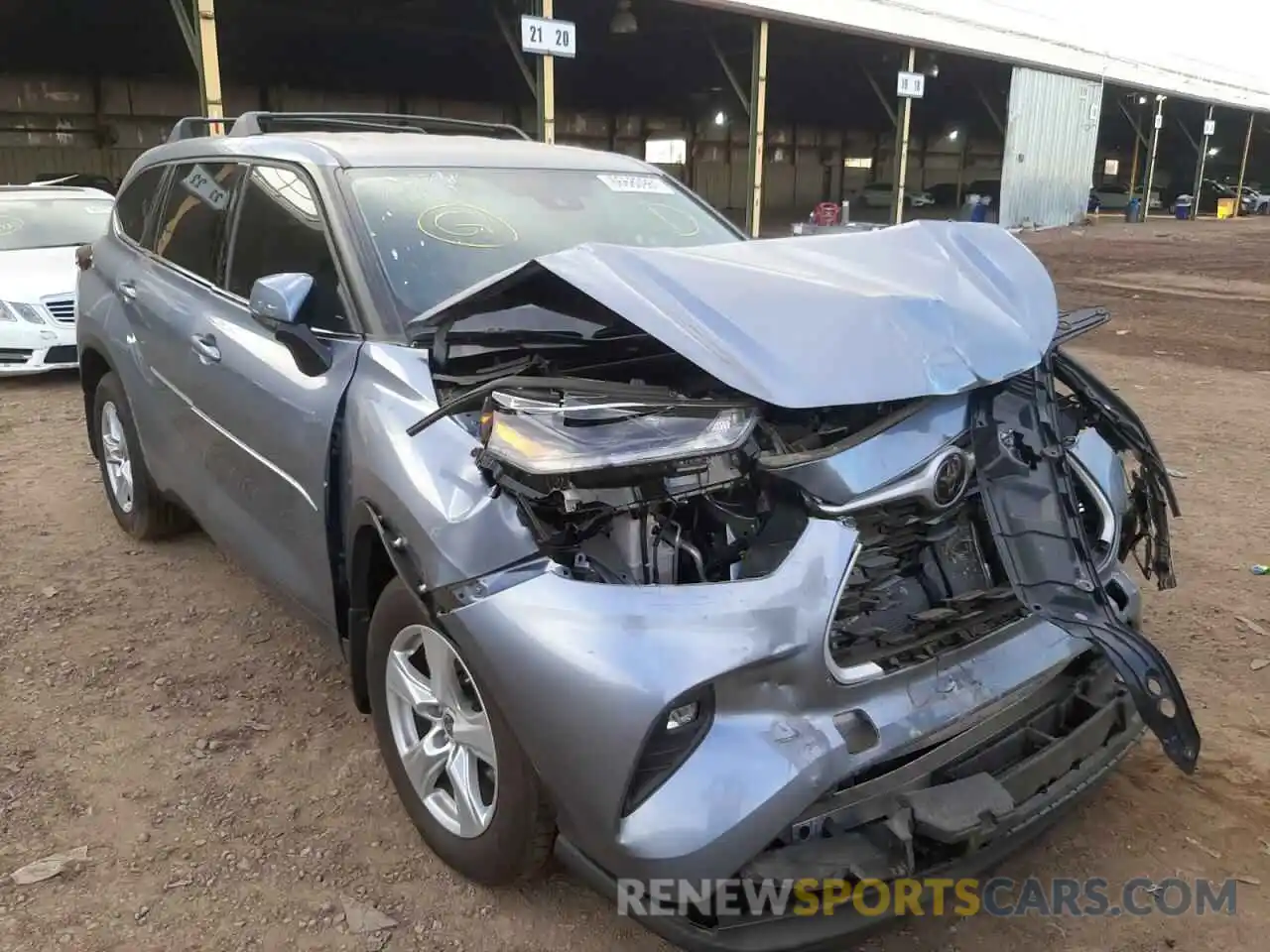 1 Photograph of a damaged car 5TDBZRBH6MS111208 TOYOTA HIGHLANDER 2021