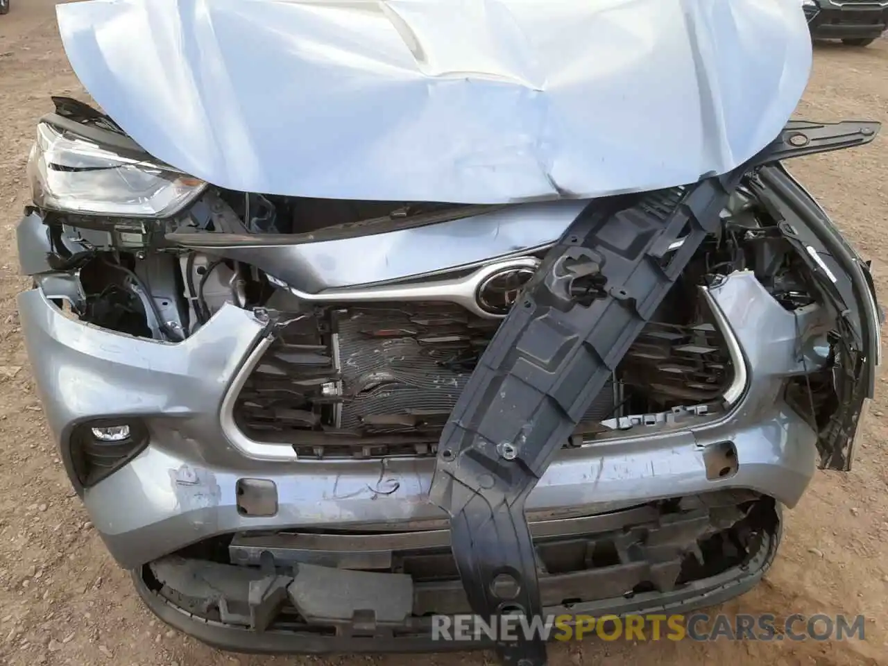 9 Photograph of a damaged car 5TDBZRBH6MS111208 TOYOTA HIGHLANDER 2021