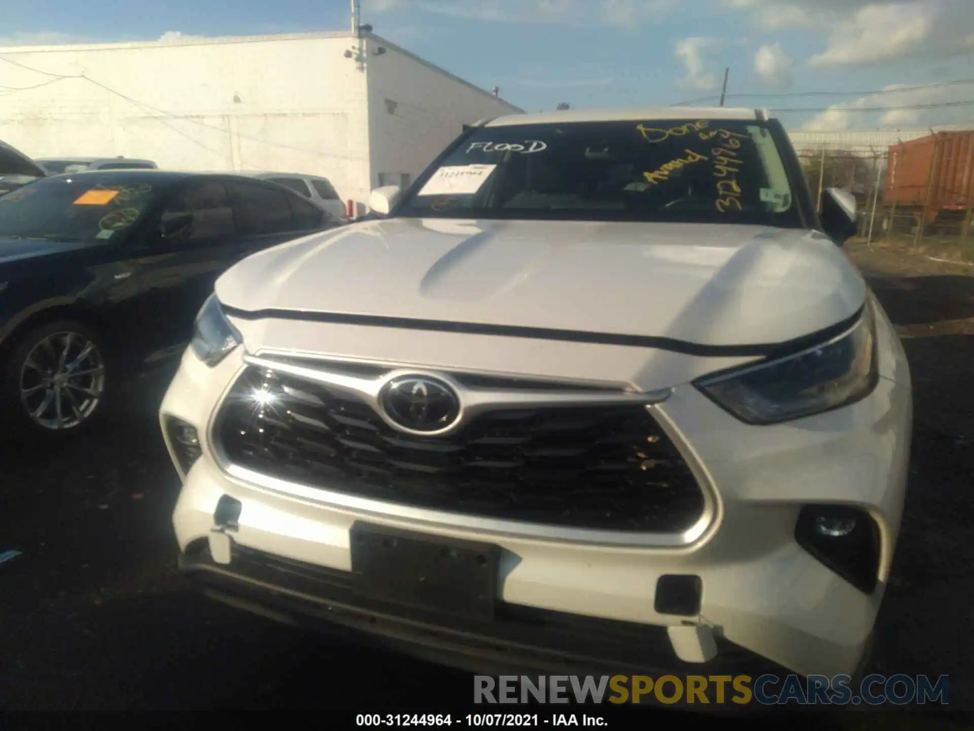 6 Photograph of a damaged car 5TDBZRBH7MS065596 TOYOTA HIGHLANDER 2021