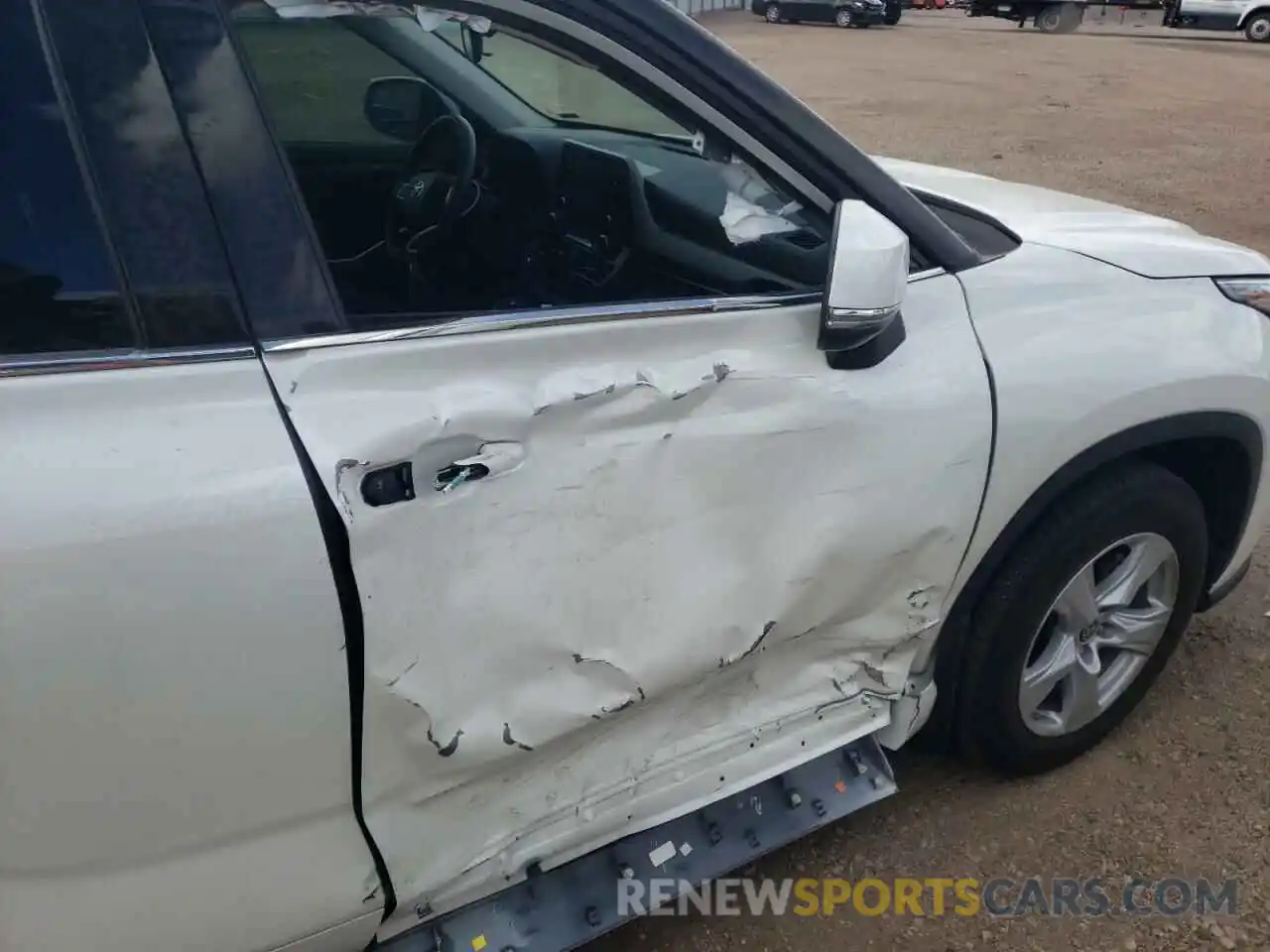 9 Photograph of a damaged car 5TDBZRBH7MS530023 TOYOTA HIGHLANDER 2021