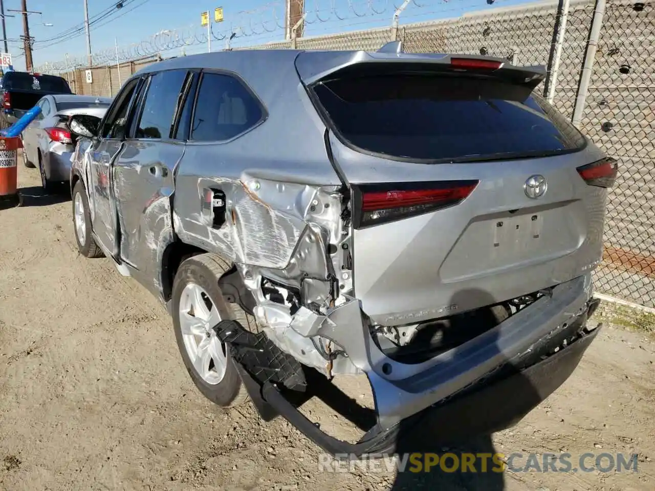 3 Photograph of a damaged car 5TDBZRBH7MS536209 TOYOTA HIGHLANDER 2021