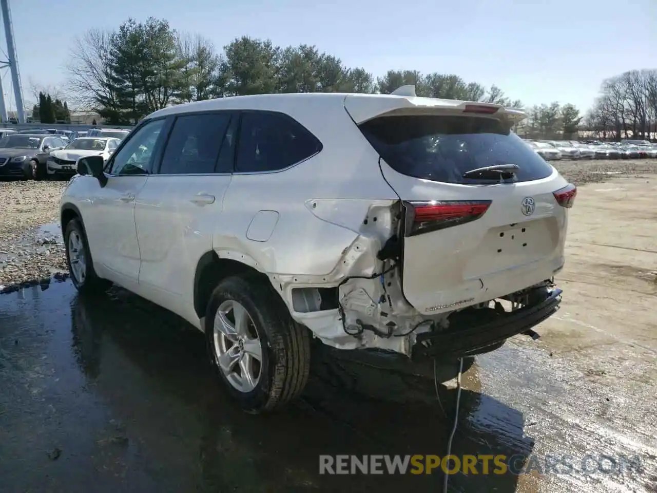 3 Photograph of a damaged car 5TDBZRBH8MS081189 TOYOTA HIGHLANDER 2021