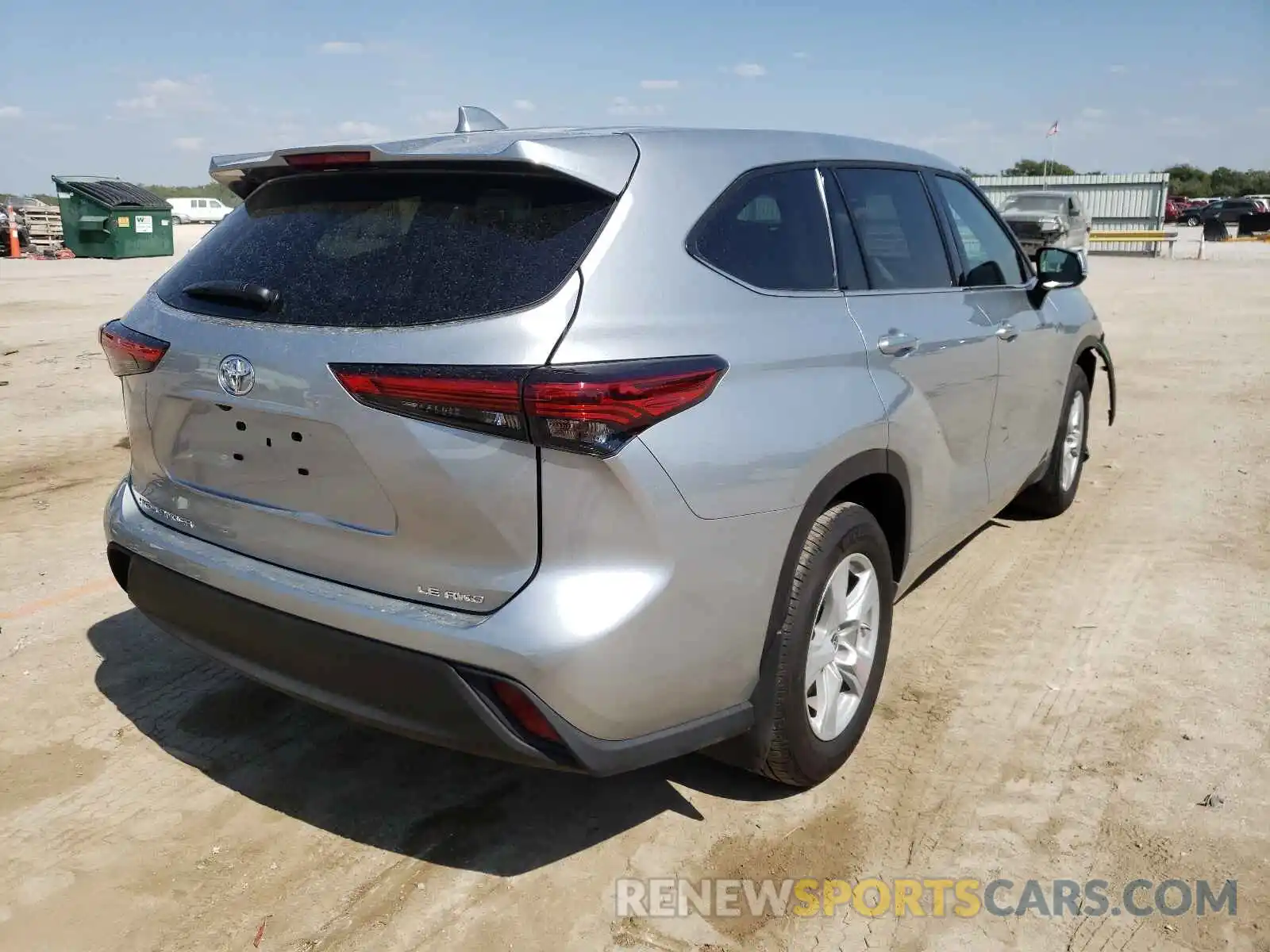 4 Photograph of a damaged car 5TDBZRBH9MS102616 TOYOTA HIGHLANDER 2021