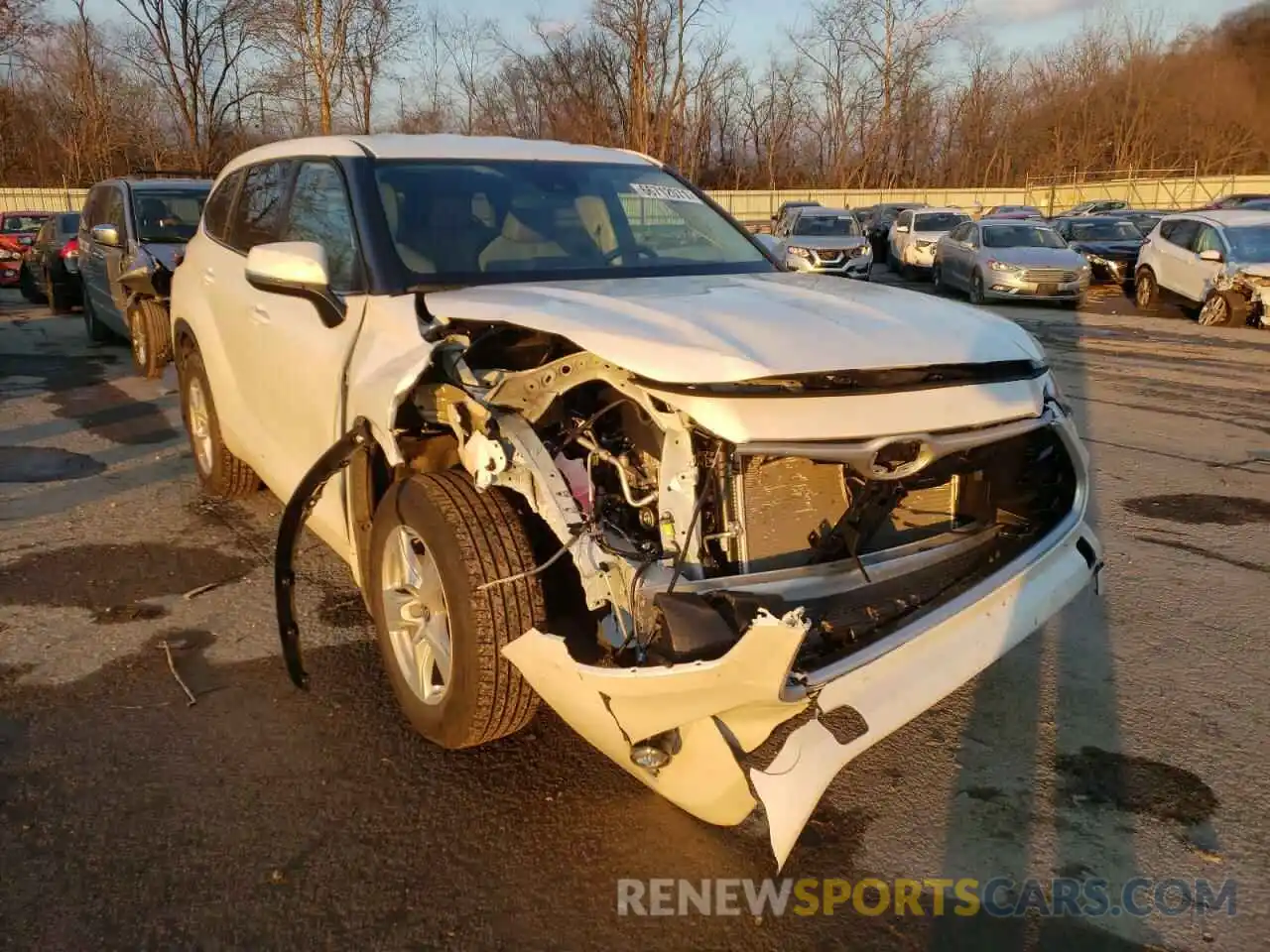 1 Photograph of a damaged car 5TDBZRBH9MS124261 TOYOTA HIGHLANDER 2021