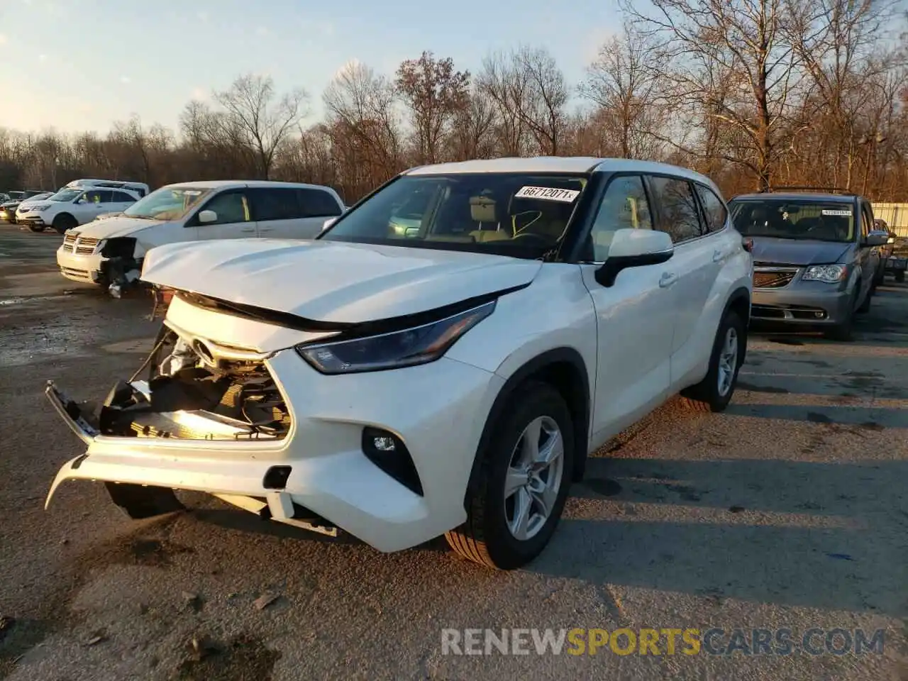 2 Photograph of a damaged car 5TDBZRBH9MS124261 TOYOTA HIGHLANDER 2021