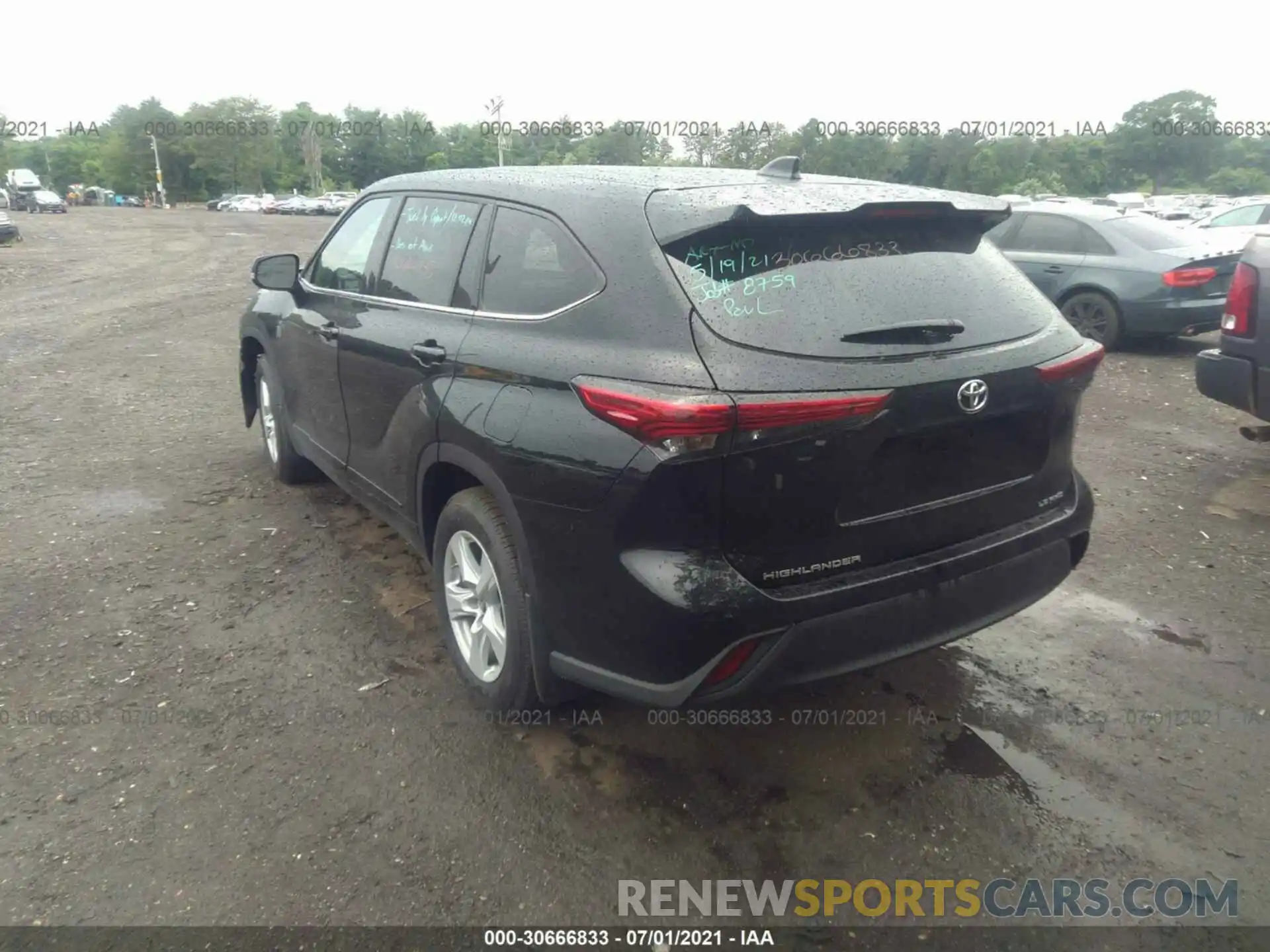 3 Photograph of a damaged car 5TDBZRBH9MS540455 TOYOTA HIGHLANDER 2021