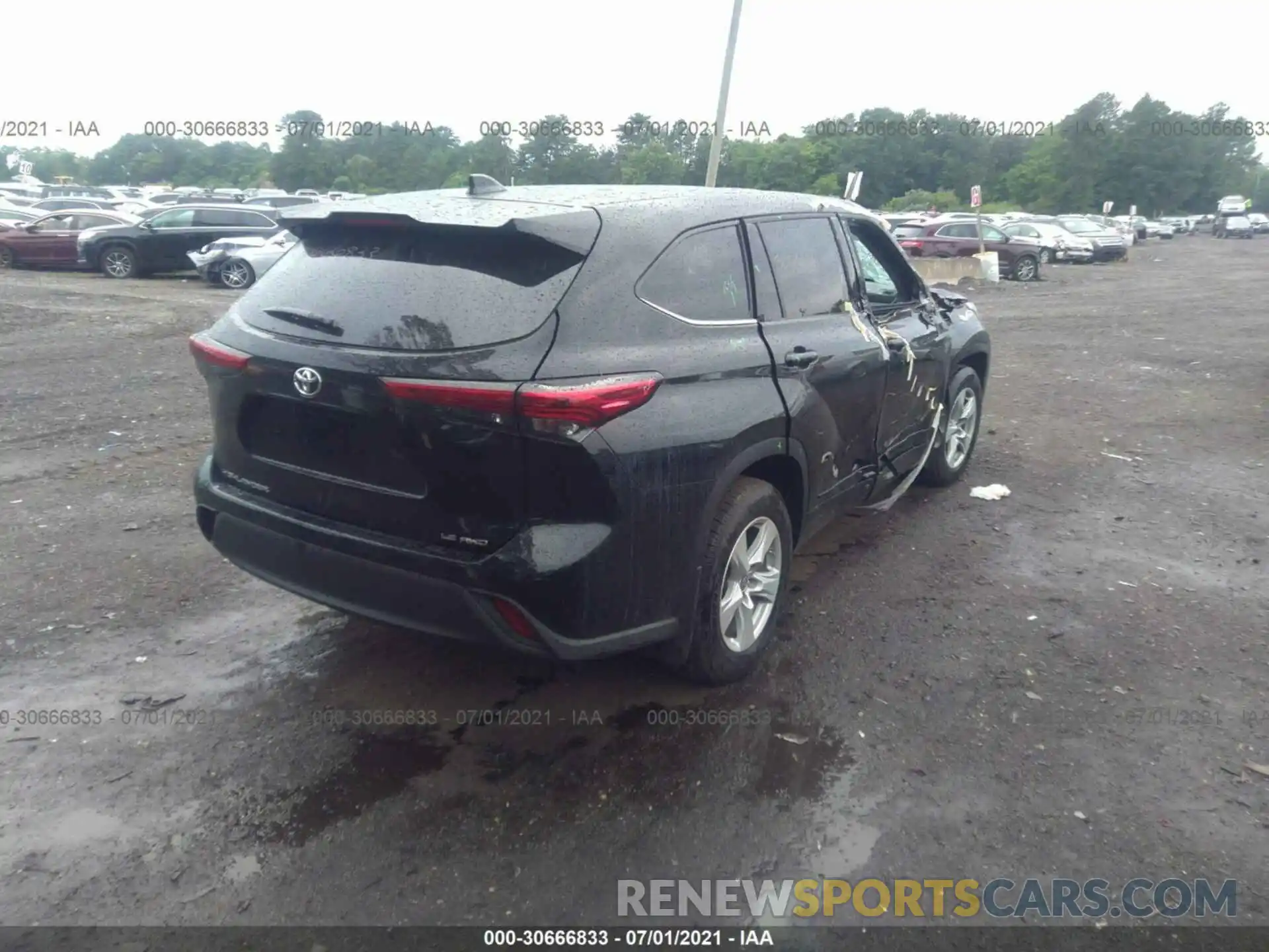 4 Photograph of a damaged car 5TDBZRBH9MS540455 TOYOTA HIGHLANDER 2021