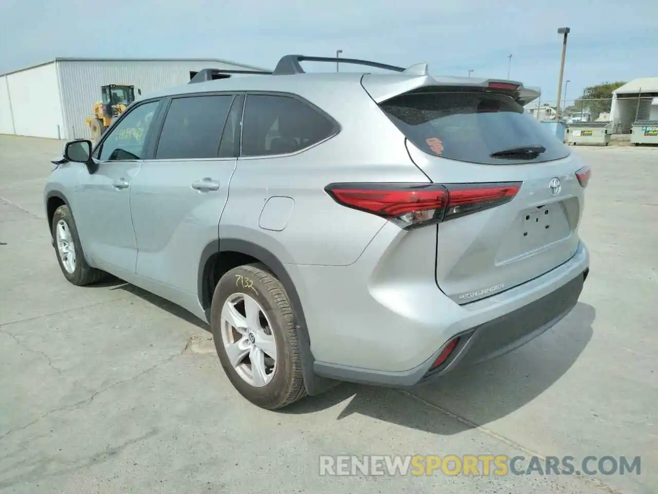 3 Photograph of a damaged car 5TDBZRBH9MS541427 TOYOTA HIGHLANDER 2021