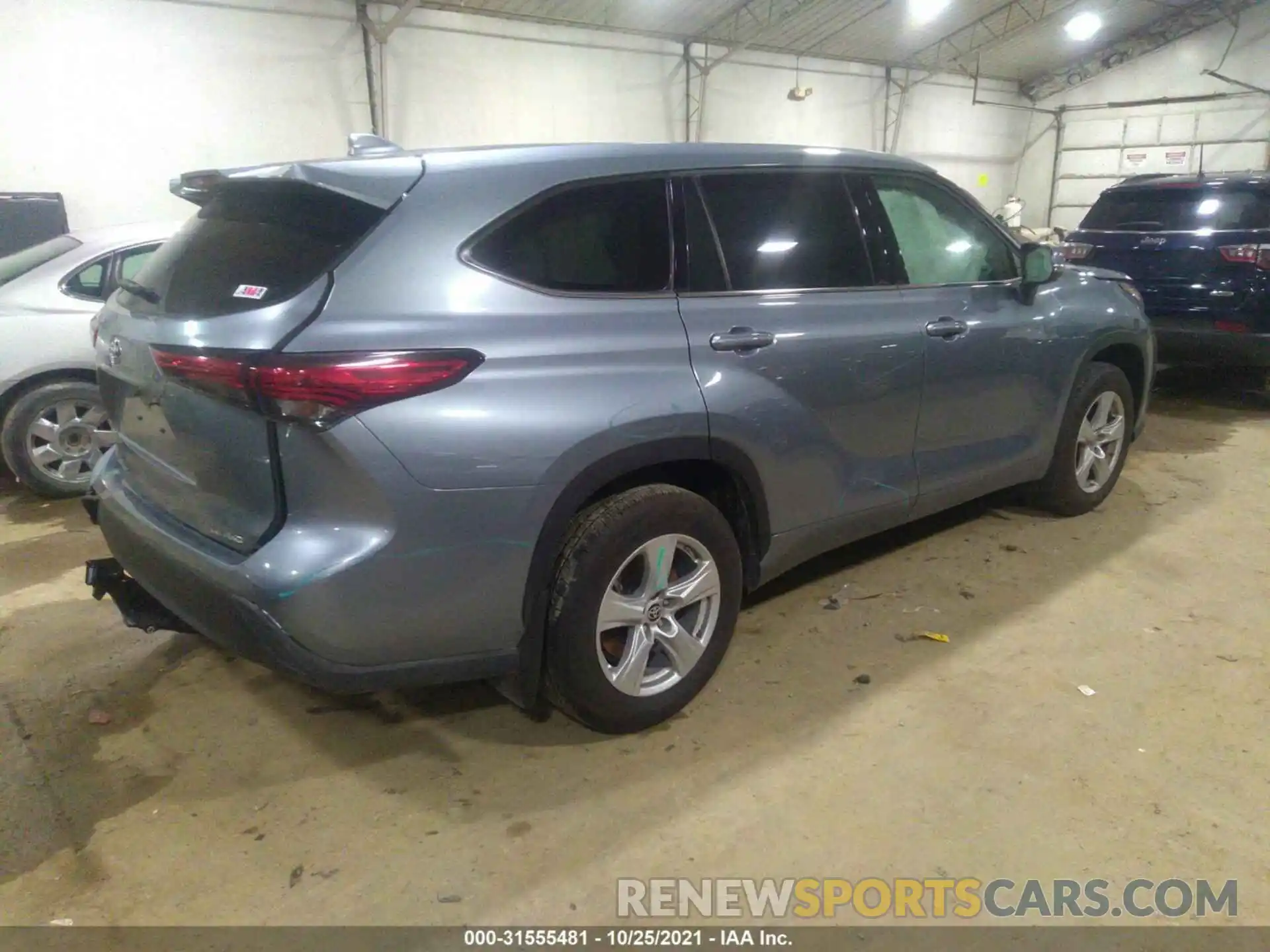 4 Photograph of a damaged car 5TDBZRBHXMS072560 TOYOTA HIGHLANDER 2021