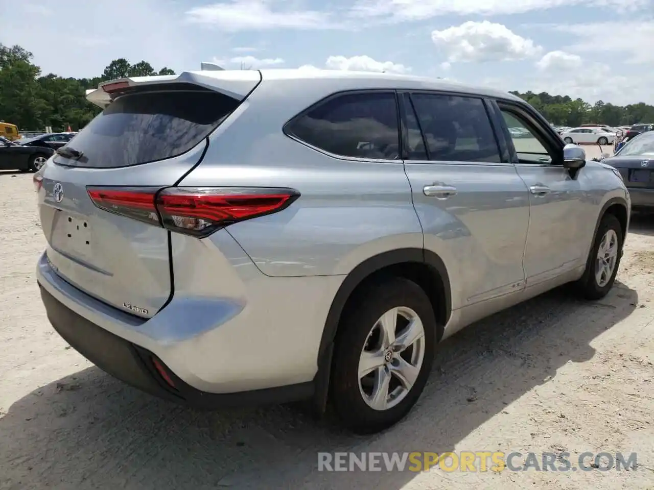 4 Photograph of a damaged car 5TDBZRBHXMS096406 TOYOTA HIGHLANDER 2021