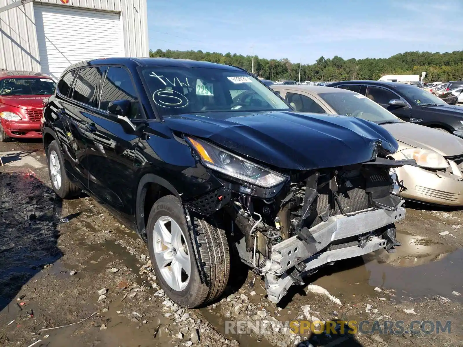 1 Photograph of a damaged car 5TDCZRAH0MS034339 TOYOTA HIGHLANDER 2021