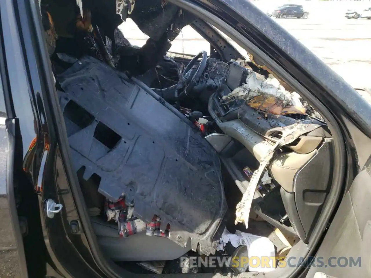 5 Photograph of a damaged car 5TDCZRAH0MS082570 TOYOTA HIGHLANDER 2021