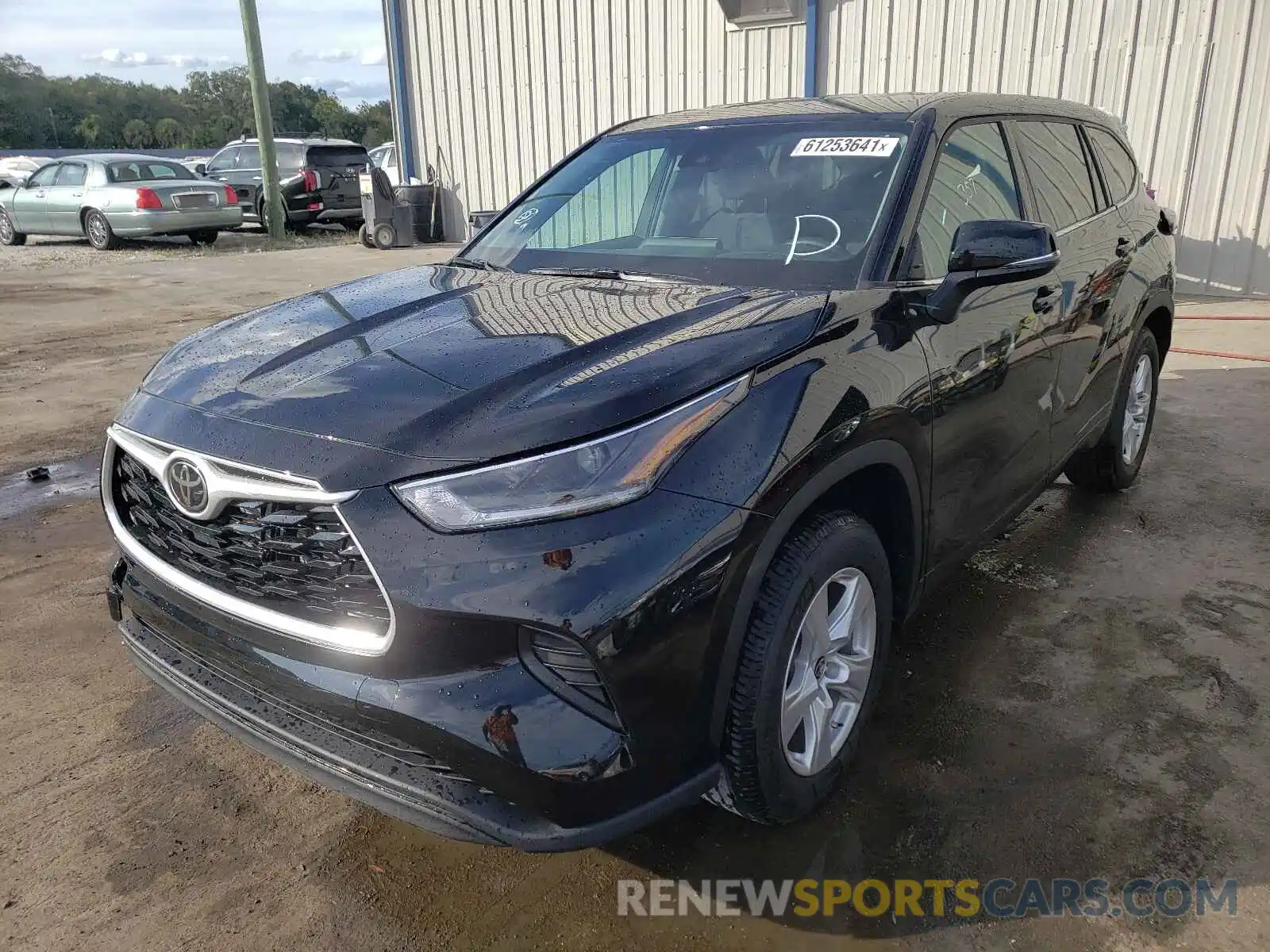 2 Photograph of a damaged car 5TDCZRAH1MS535689 TOYOTA HIGHLANDER 2021