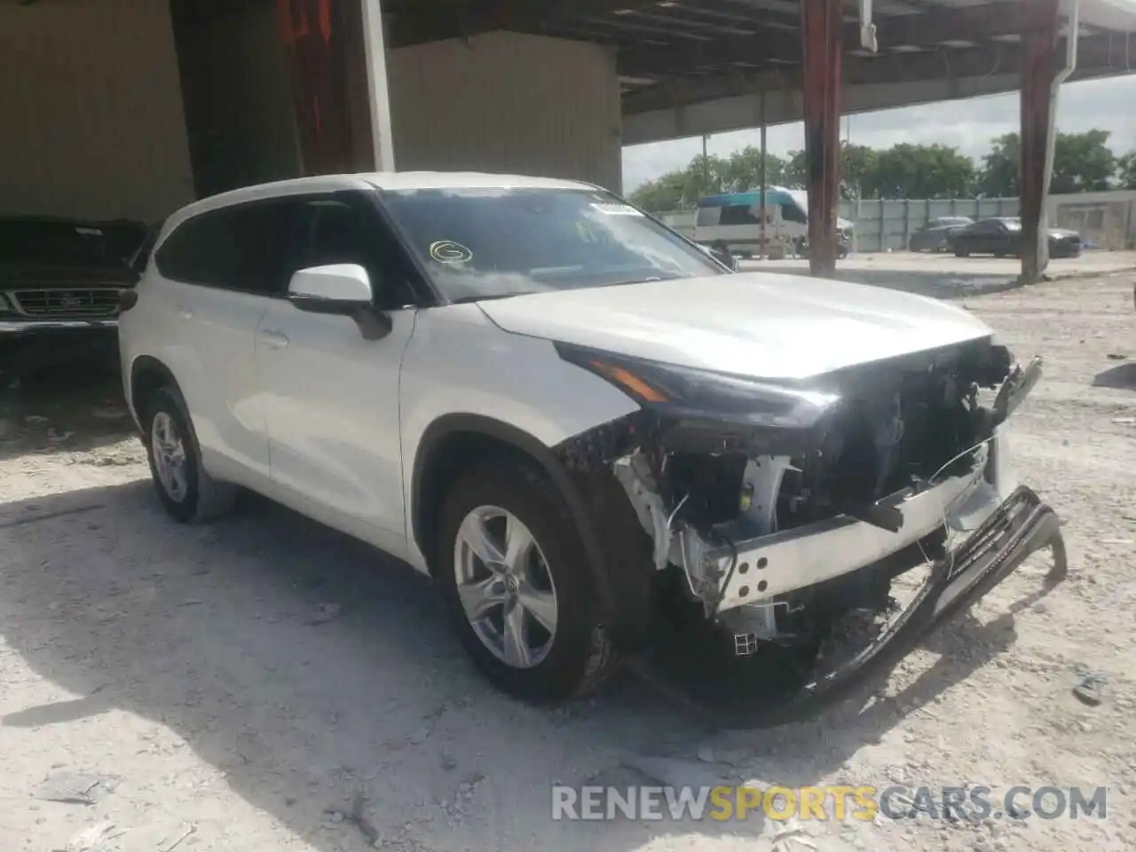 1 Photograph of a damaged car 5TDCZRAH2MS047741 TOYOTA HIGHLANDER 2021