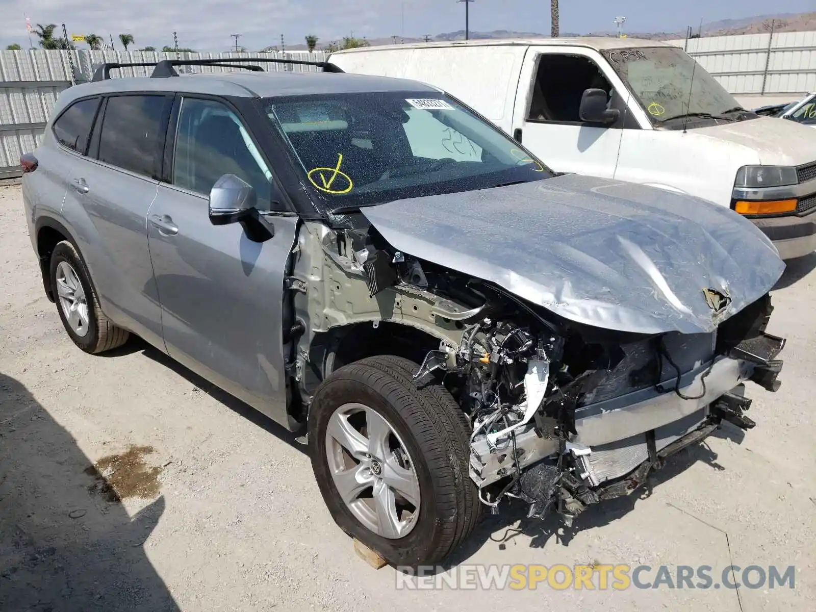 1 Photograph of a damaged car 5TDCZRAH2MS077905 TOYOTA HIGHLANDER 2021