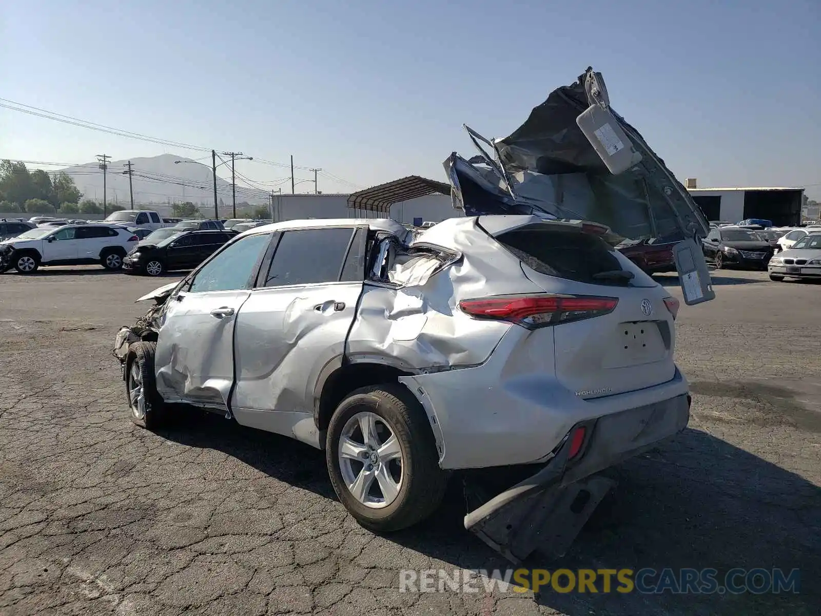 3 Photograph of a damaged car 5TDCZRAH2MS517007 TOYOTA HIGHLANDER 2021