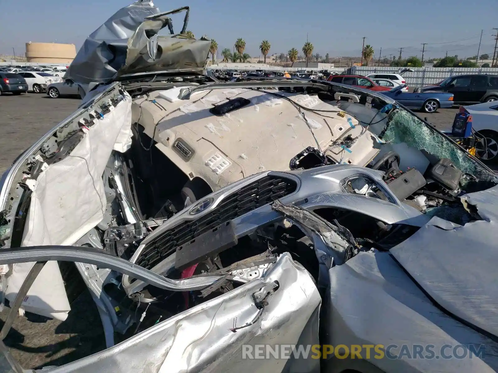 9 Photograph of a damaged car 5TDCZRAH2MS517007 TOYOTA HIGHLANDER 2021